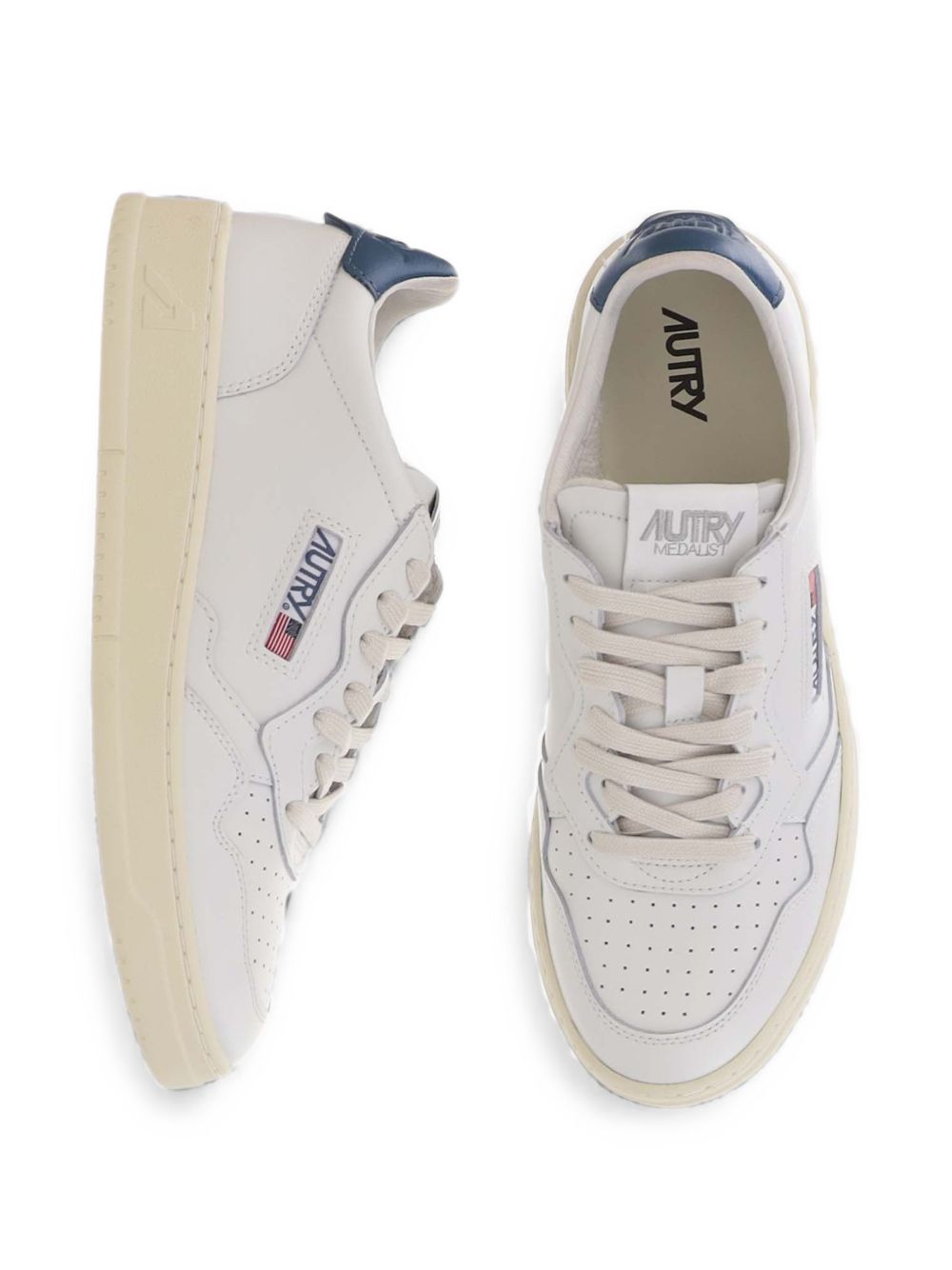 Autry Medalist Low Sneakers — White, view 4