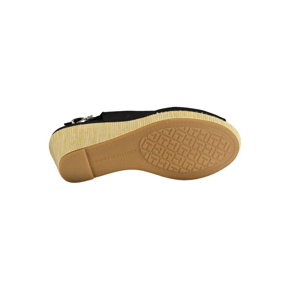 Tommy Hilfiger Buckle-Fastened Wedge Sandal — Black, view 2