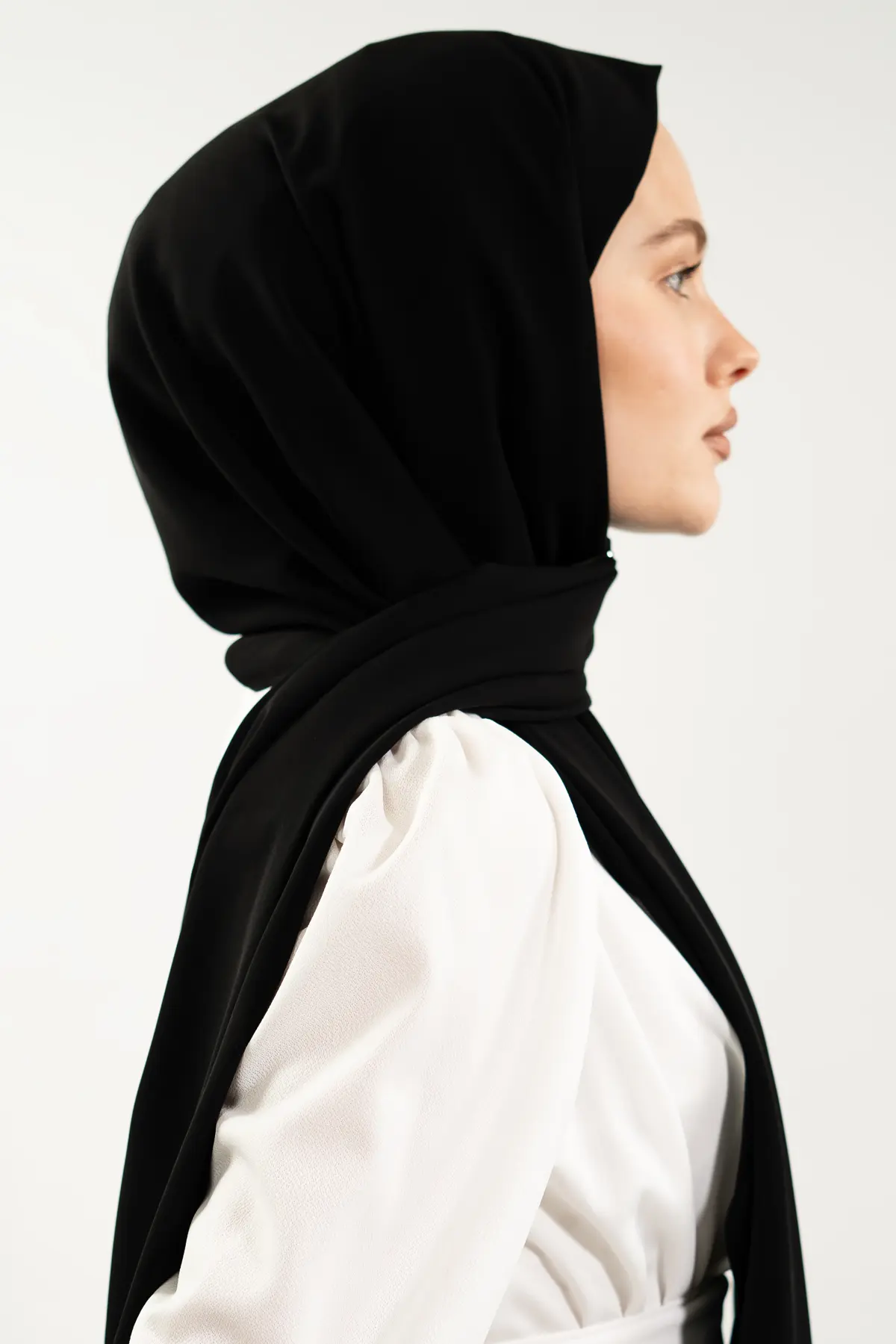 Premium Madina Silk Hijab|Powder Pink & Black, view 4