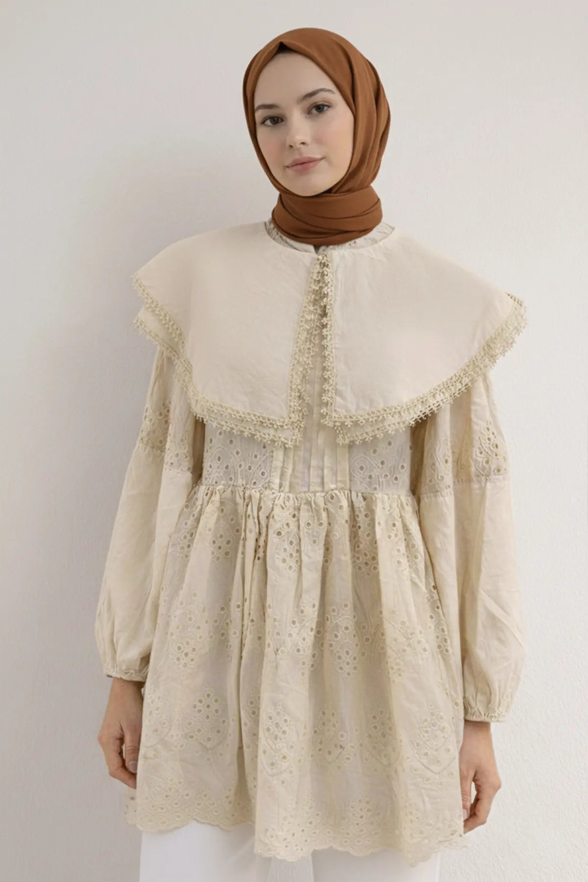 Peter Pan Collar Lace Tunic, view 3