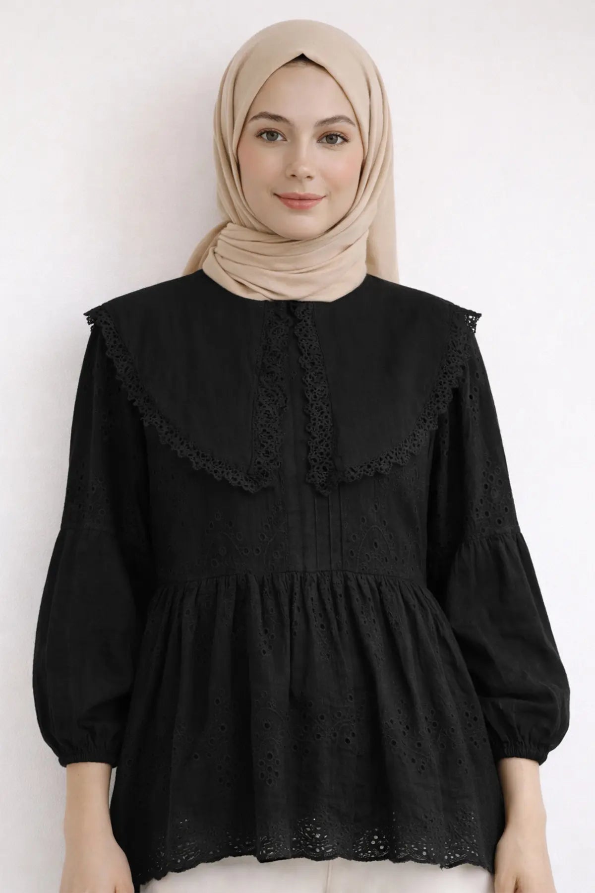 Peter Pan Collar Lace Tunic, view 2