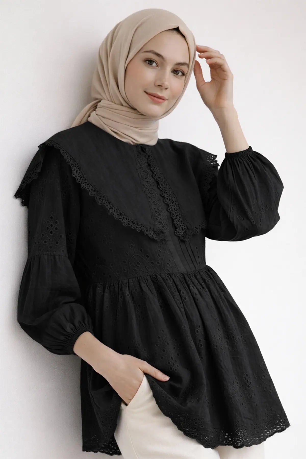 Peter Pan Collar Lace Tunic, view 3