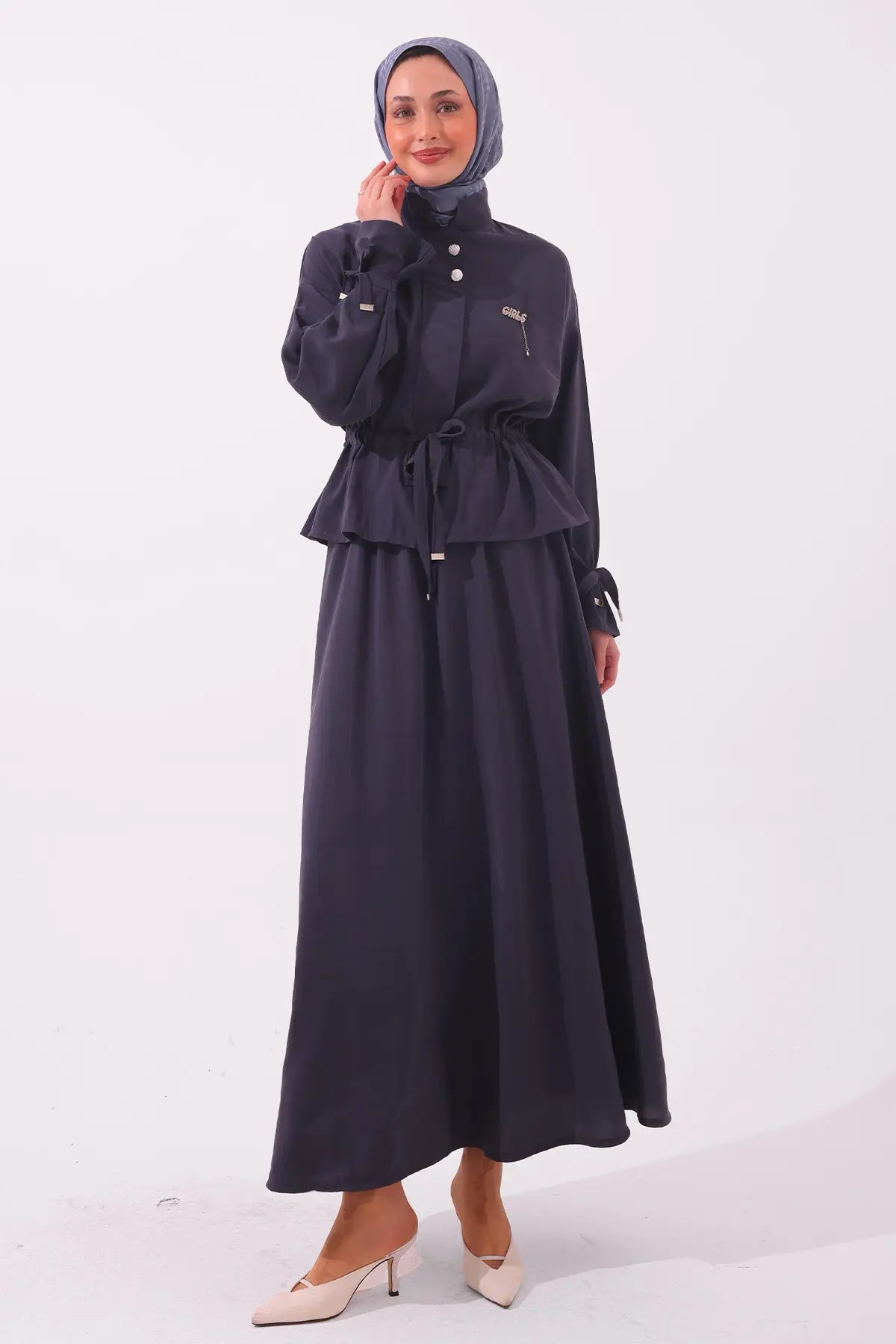Two-piece Set With Brooch, view 2