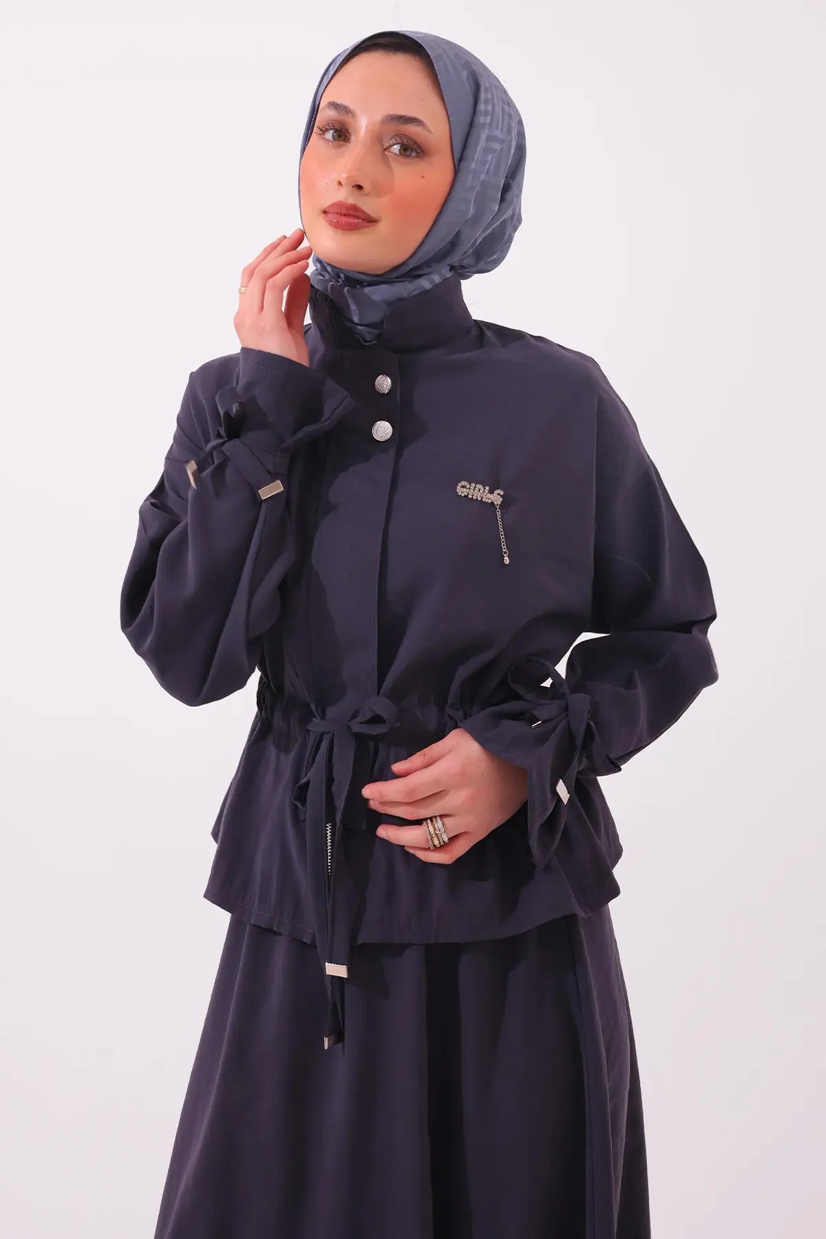 Two-piece Set With Brooch, view 3
