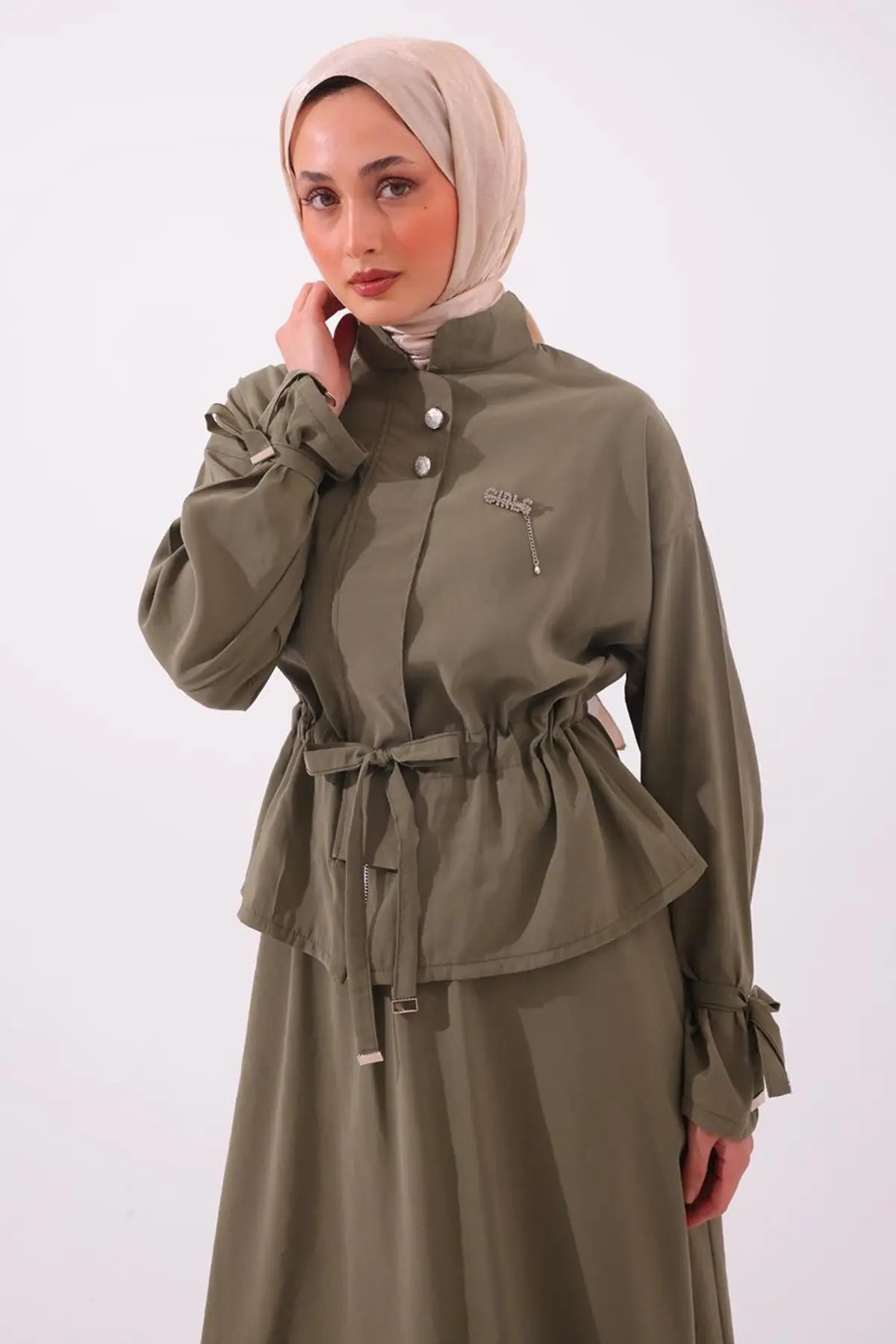 Two-piece Set With Brooch, view 2