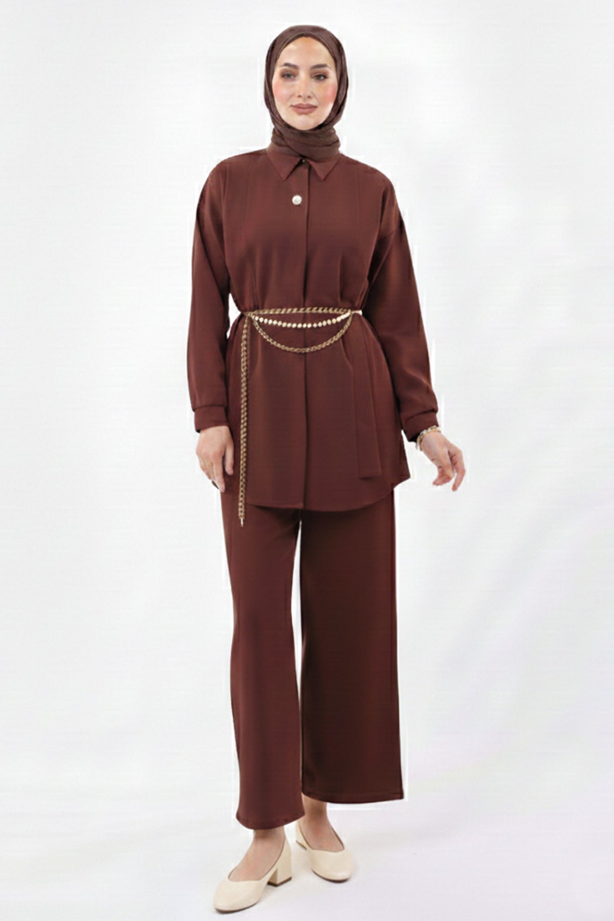 Brooch Detailed Two-Pieces Co-ord Set by NEOMODEST