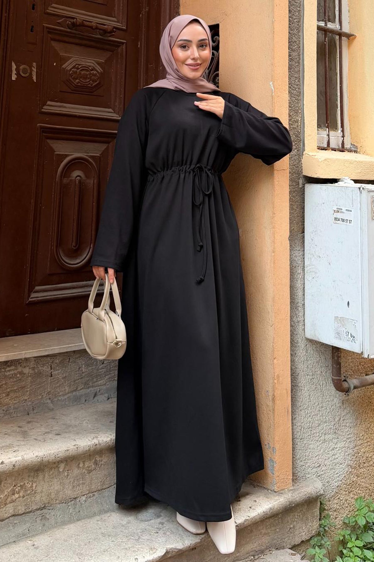 Oysho Hijab Dress by NEOMODEST