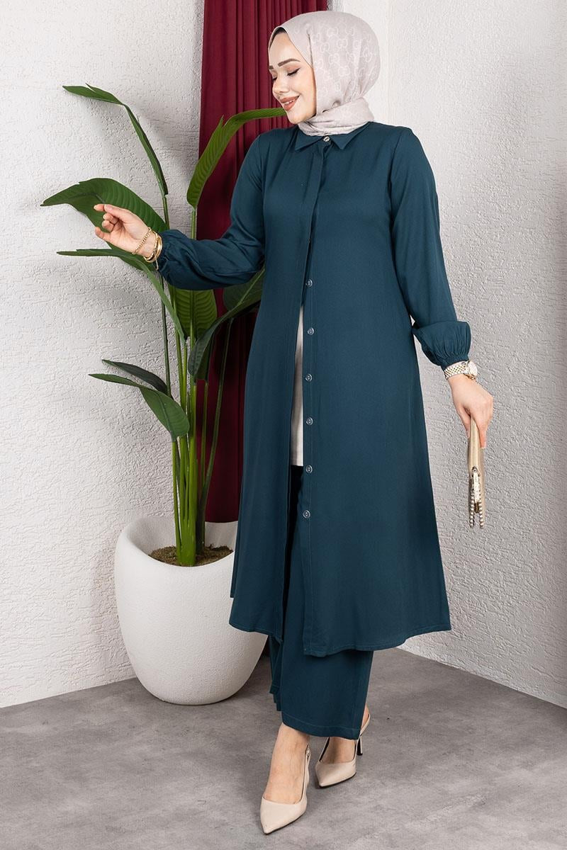 Long Hijab Suit by NEOMODEST