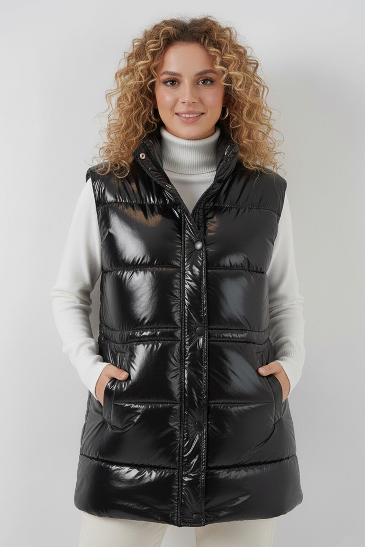 Shiny Vest by NEOMODEST