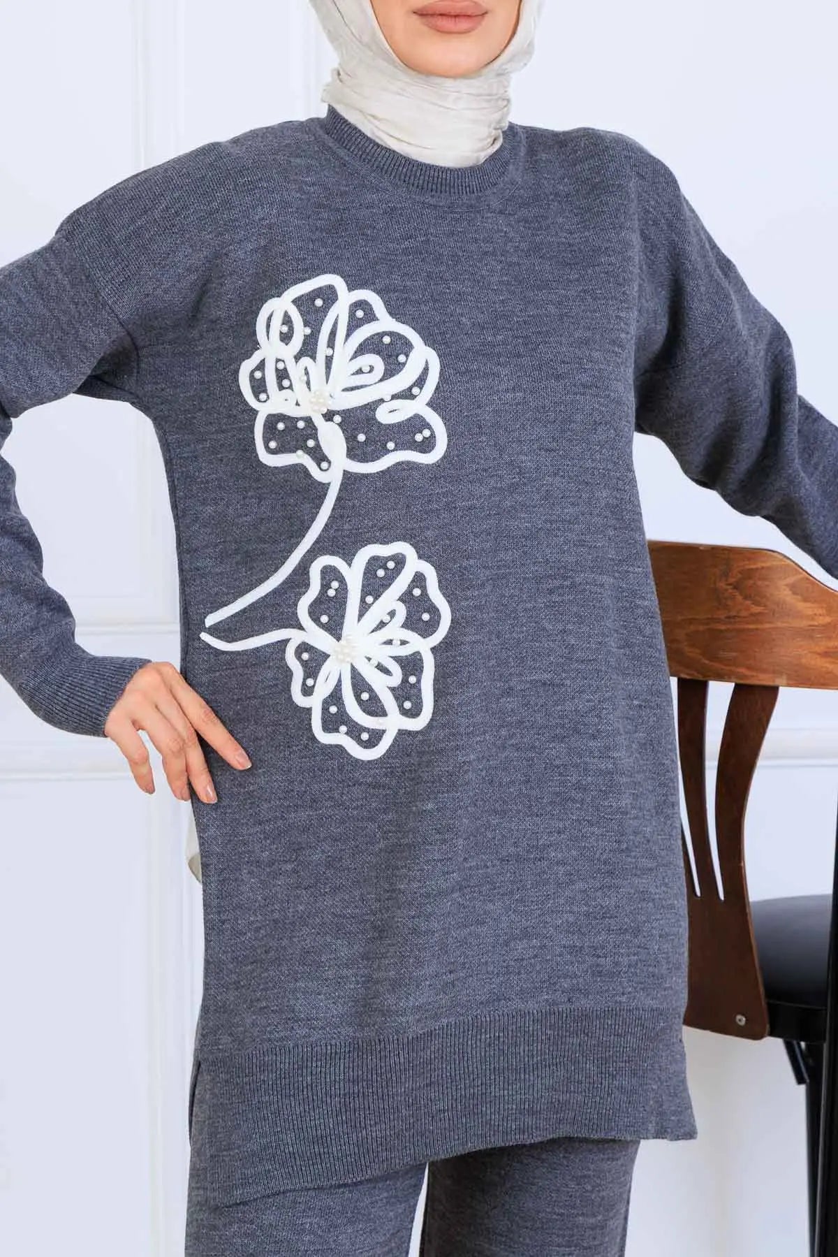 Knitwear Set With Embroidery Details, view 4