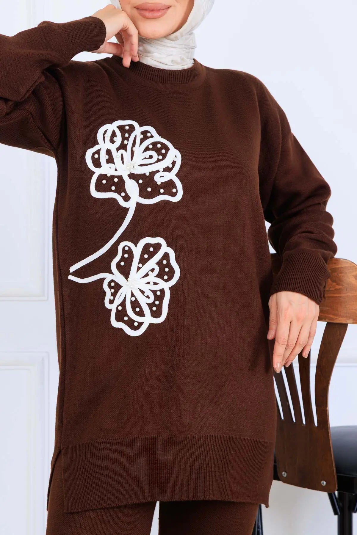 Knitwear Set With Embroidery Details, view 2