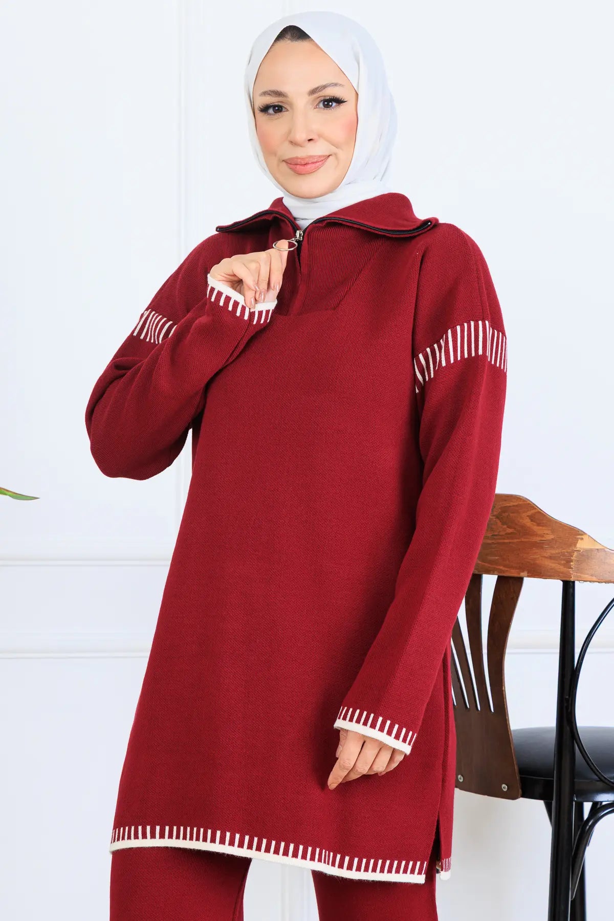 Zippered Collar Stripe Detail Knitwear Suit, view 2
