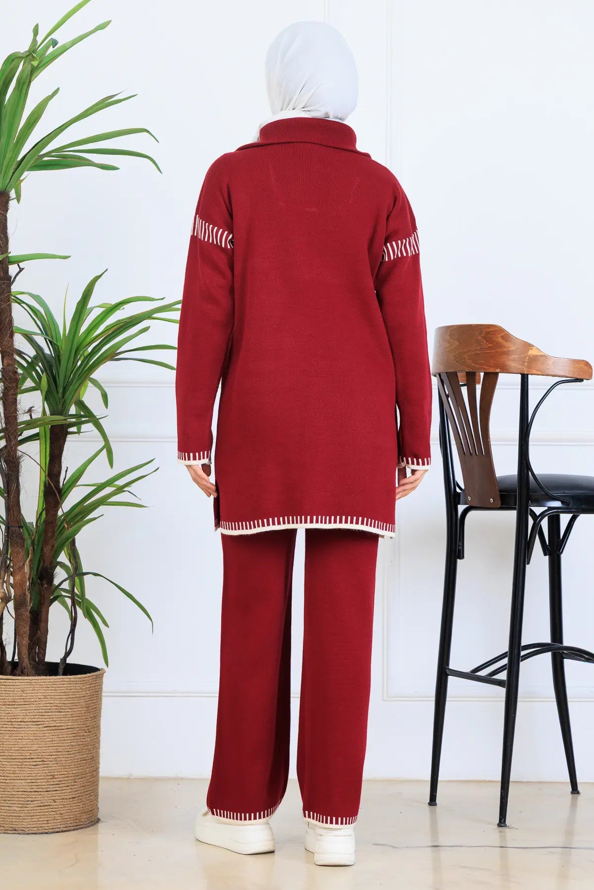 Zippered Collar Stripe Detail Knitwear Suit, view 4