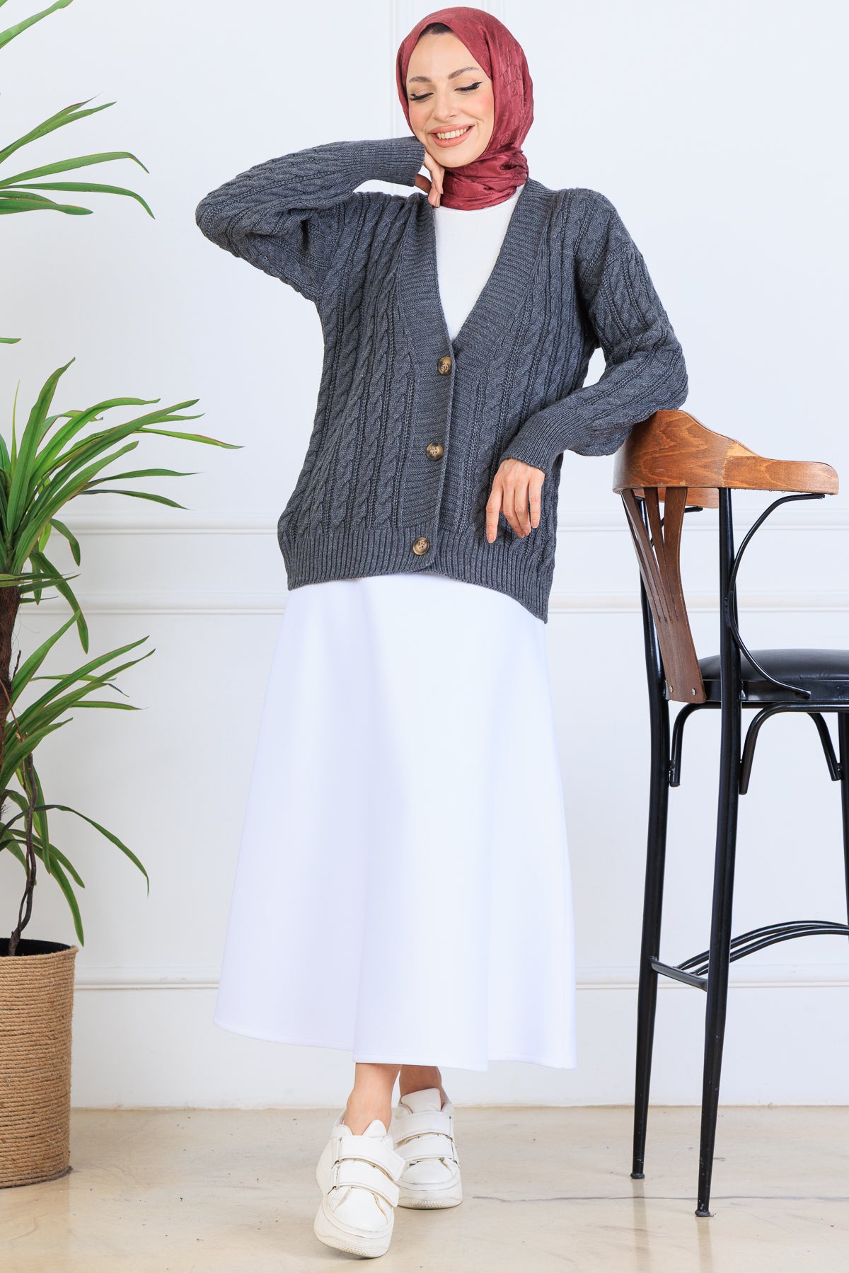 Hair Knit Short Knitwear Cardigan by NEOMODEST