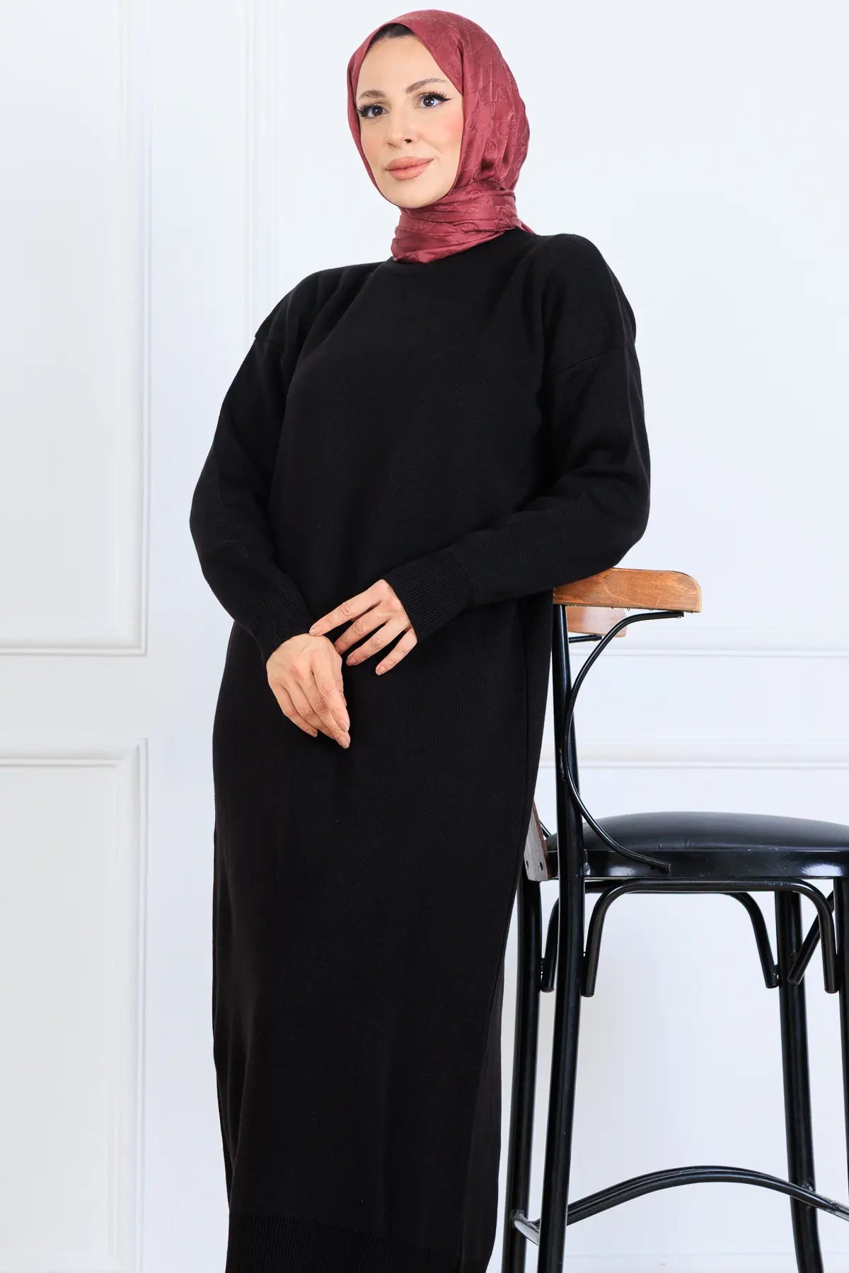 Slit Detailed Knit Dress, view 3