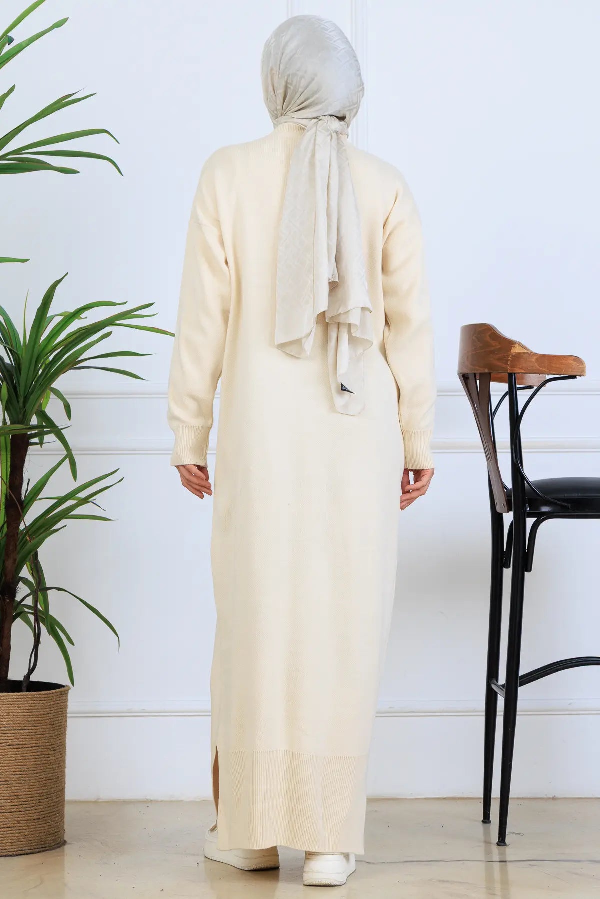 Slit Detailed Knit Dress, view 4