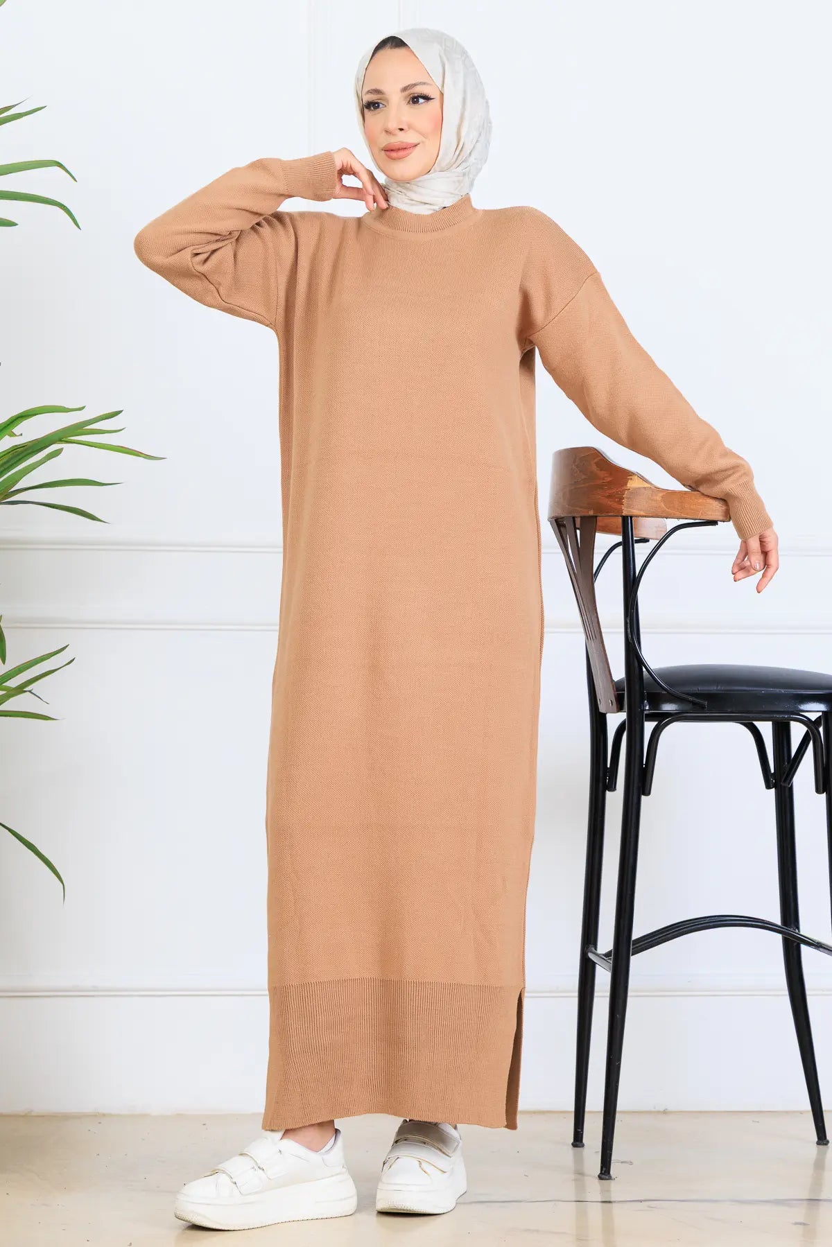 Slit Detailed Knit Dress, view 3