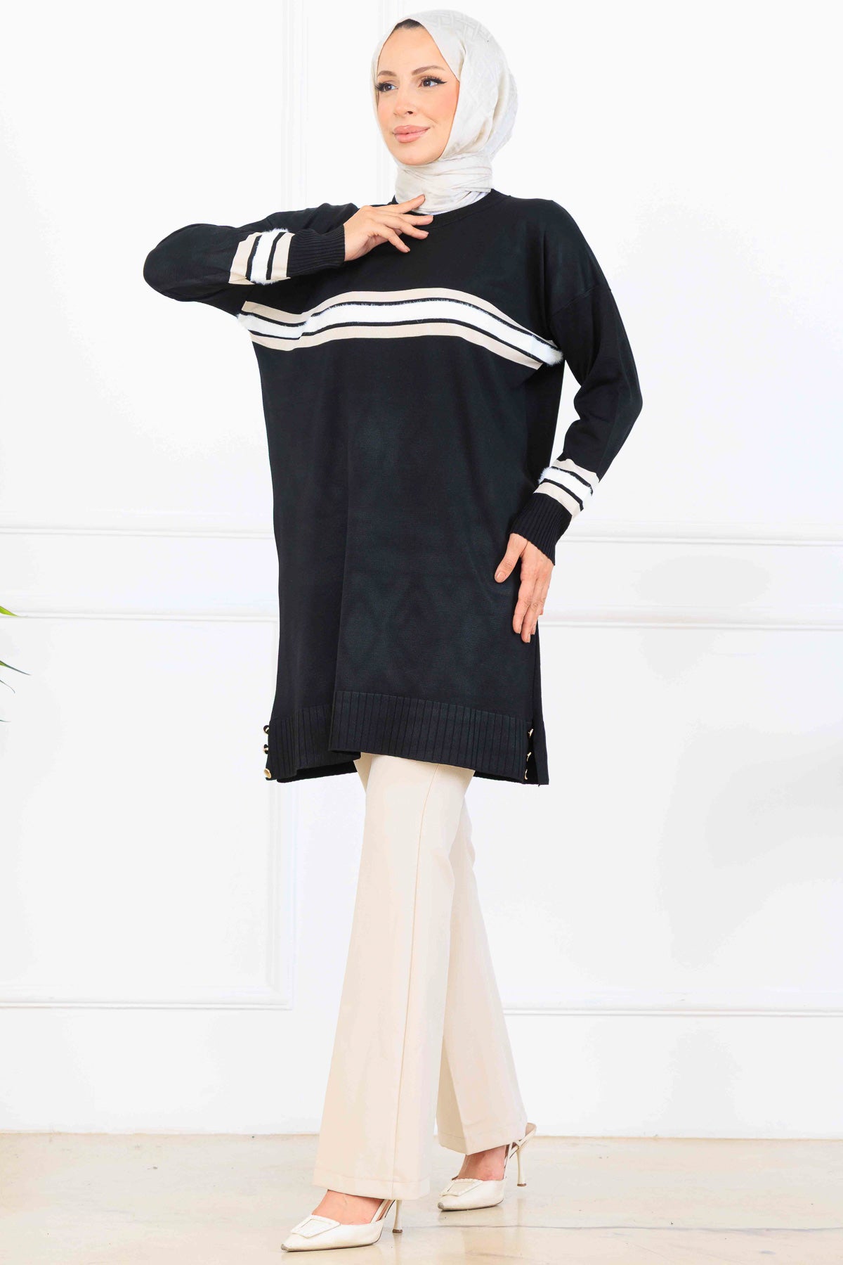 Mercerized Tunic With Stripe Detail by NEOMODEST