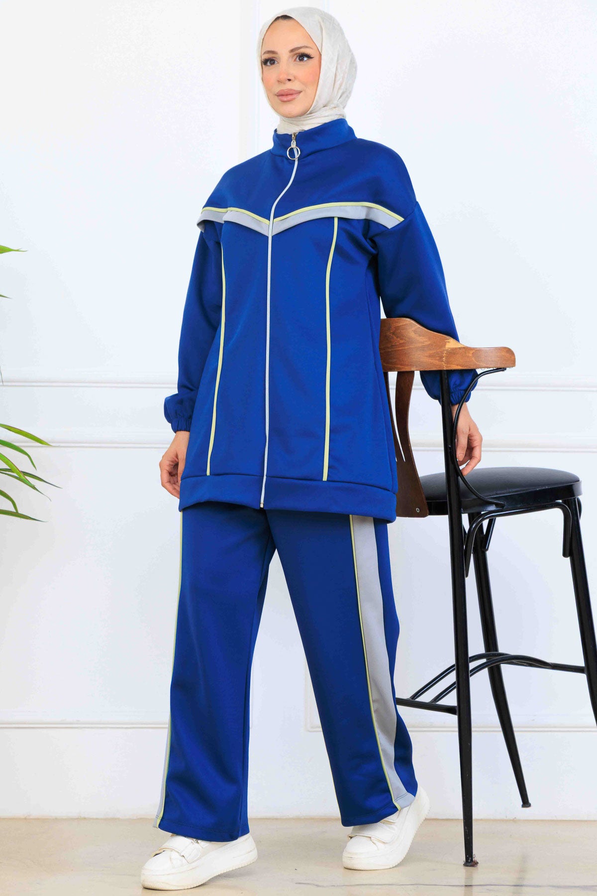 Striped Detailed Scuba Two Piece Suit by NEOMODEST
