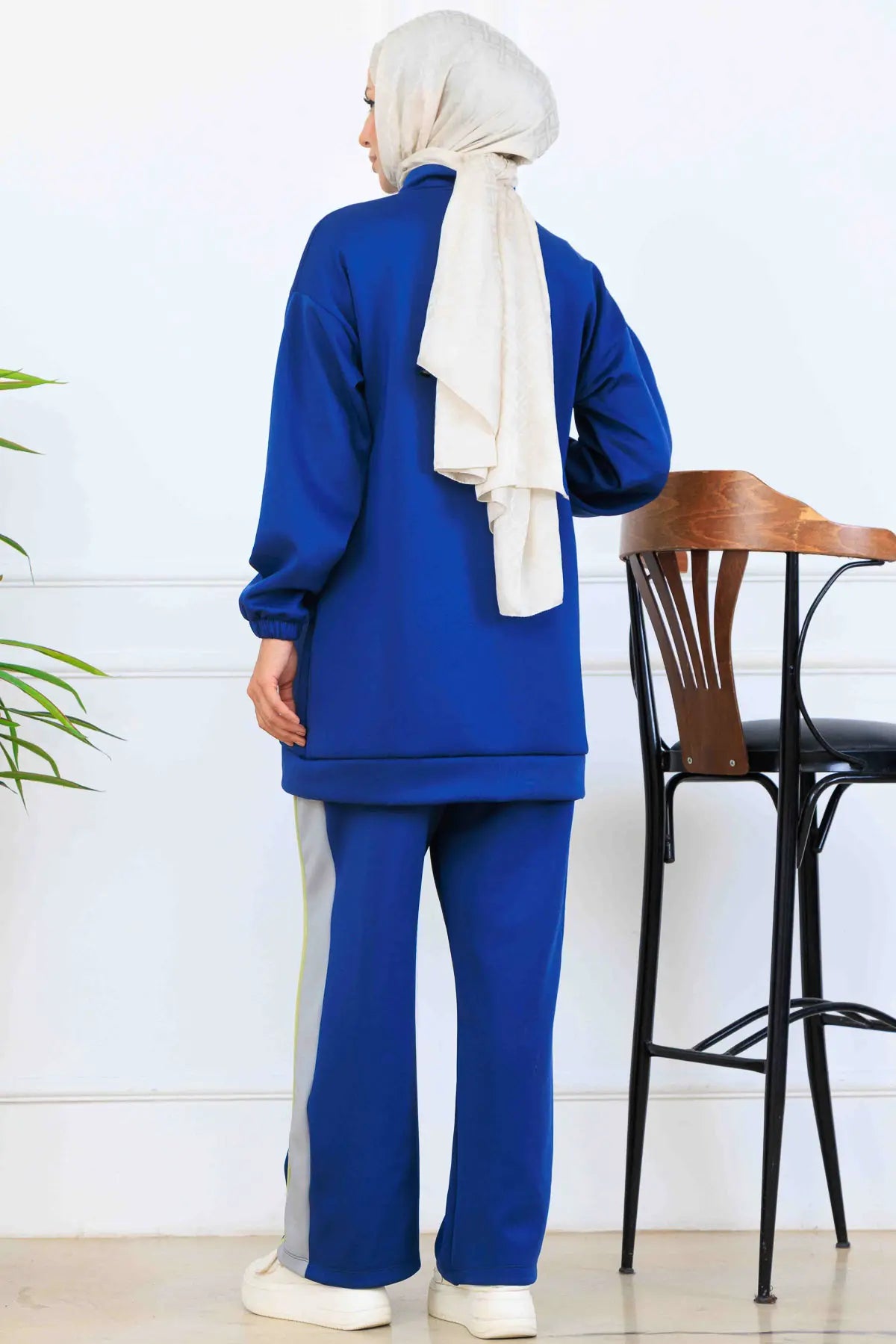 Striped Detailed Scuba Two Piece Suit, view 5