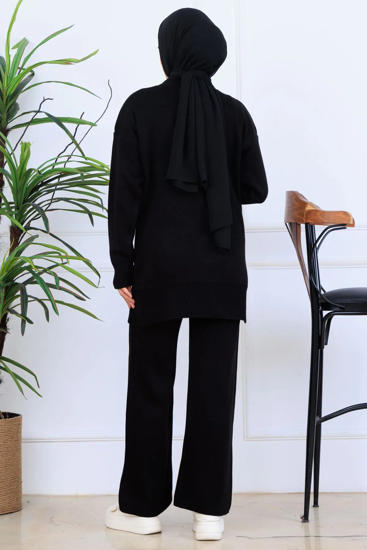 Bow-Detail Knitwear Set, view 4
