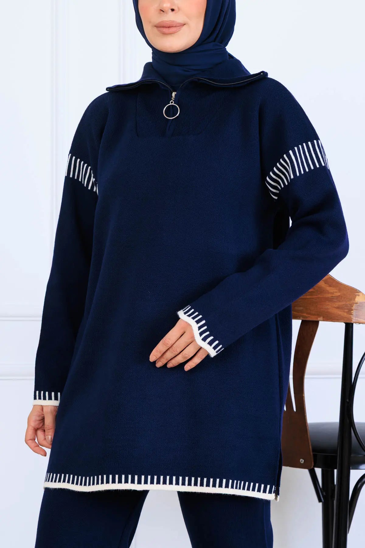 Zippered Collar Stripe-Detail Knitwear Suit, view 3