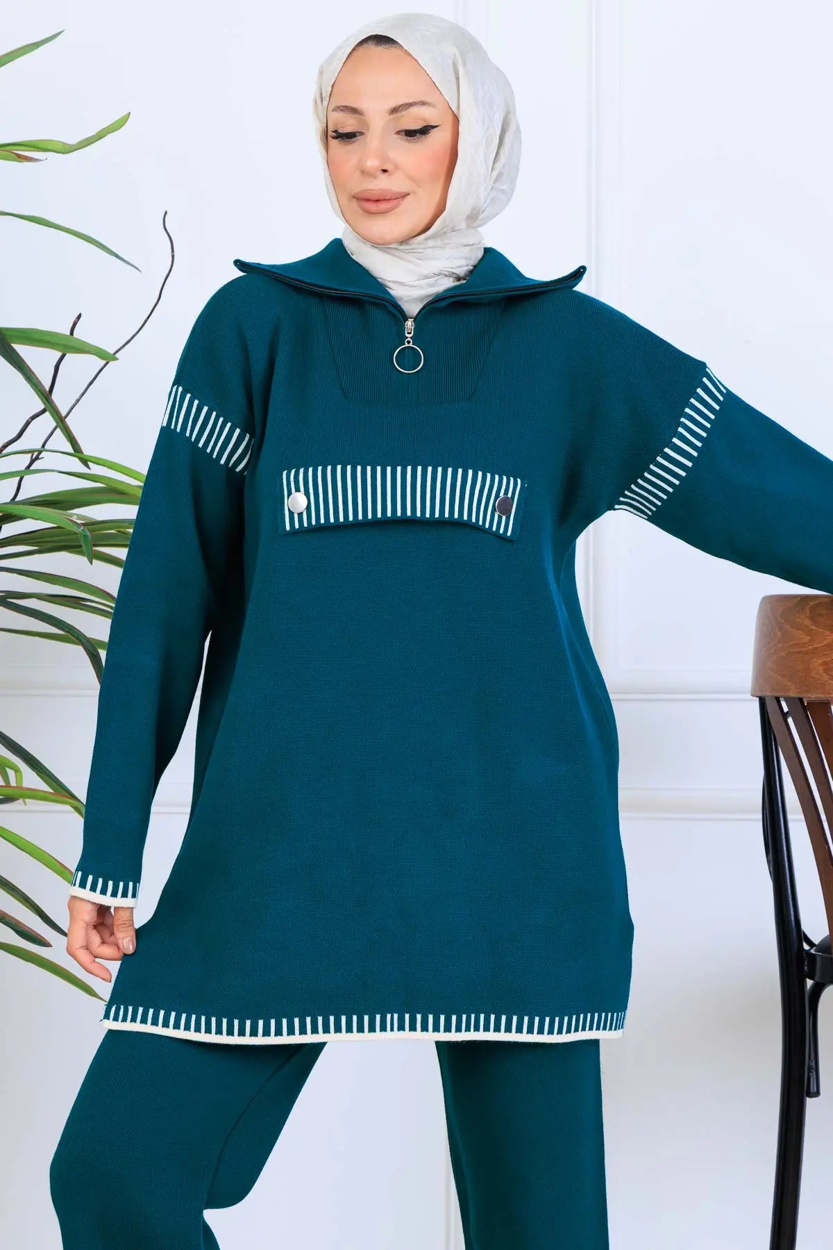 Zippered Collar Knitwear Suit, view 4