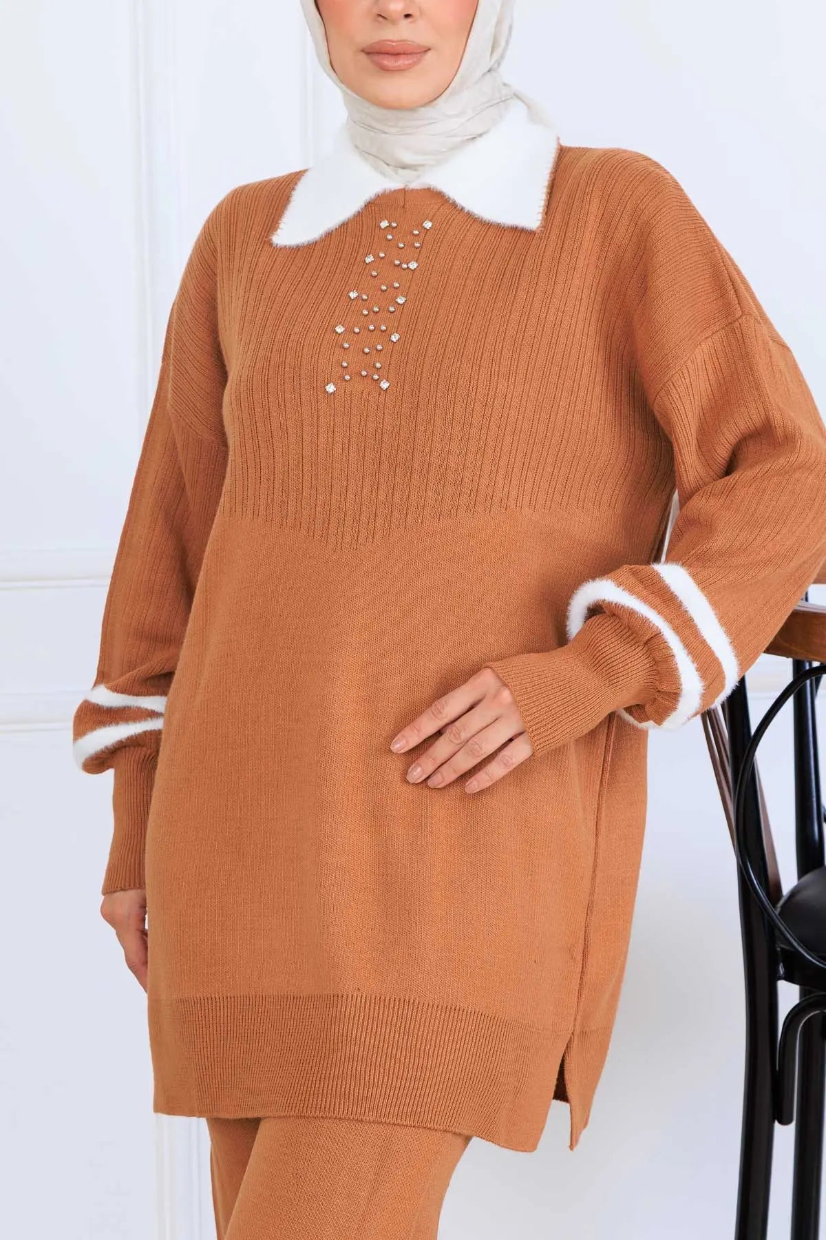 Stone-Embellished Knitwear Set, view 4