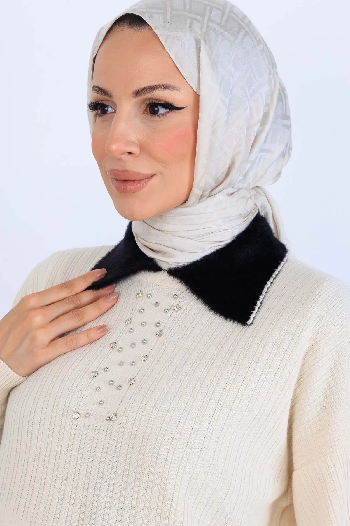 Stone-Embellished Knitwear Set, view 2