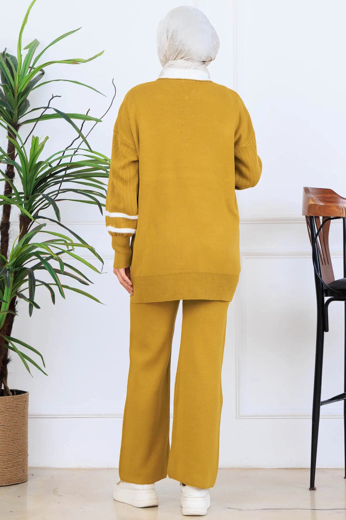 Stone-Embellished Knitwear Set, view 4