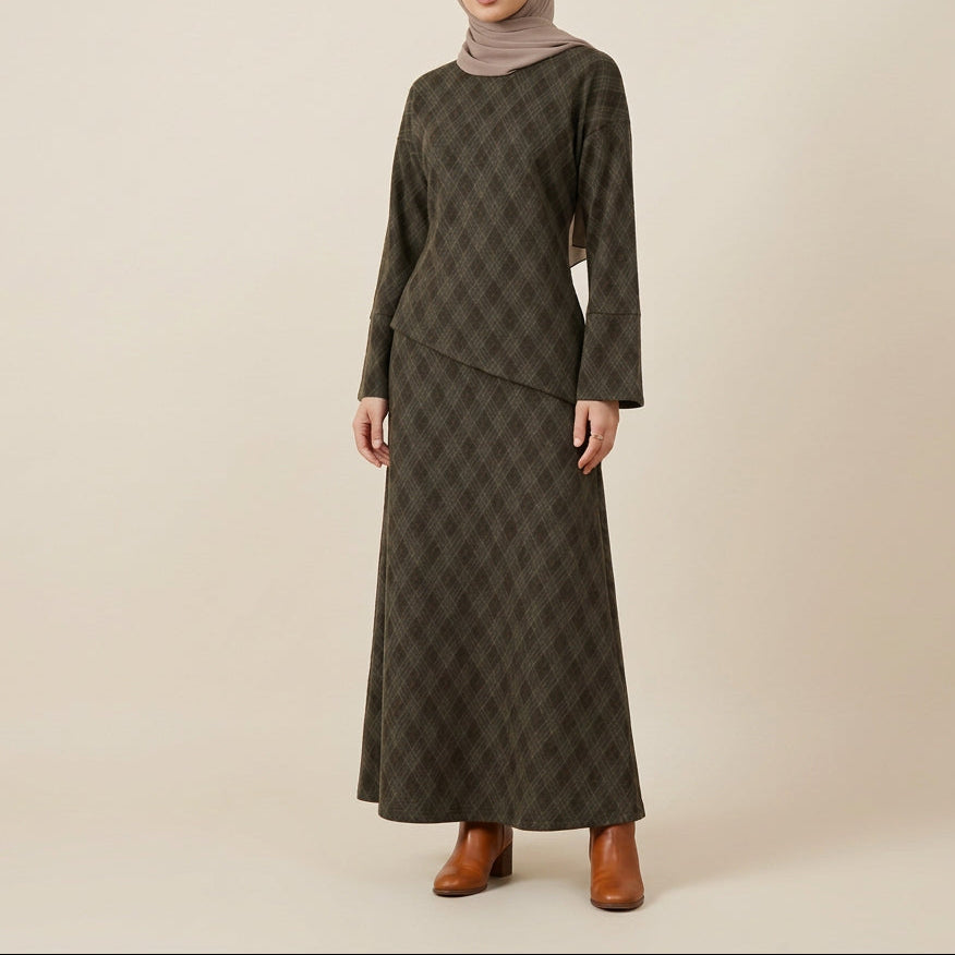 Mirelle Plaid Top & Maxi Skirt Co-Ord Set, view 7