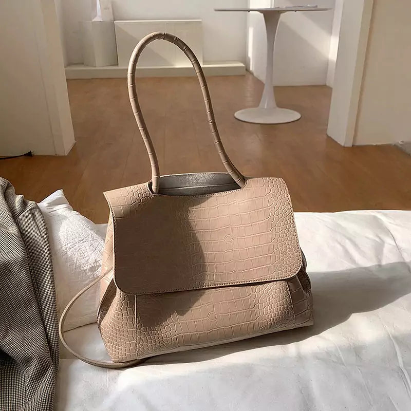 Alligator Pattern- Casual, Trendy & Stylish shoulder handbag, view 4