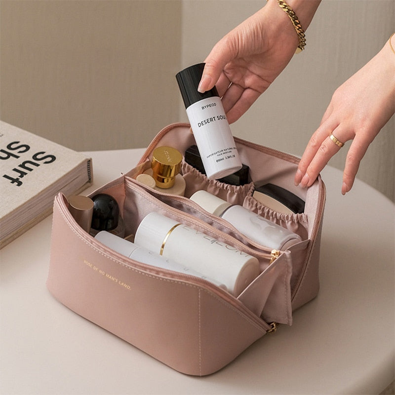 Comfortable Ladies Spacious Pu Leather Travel Cosmetic Bag, view 8