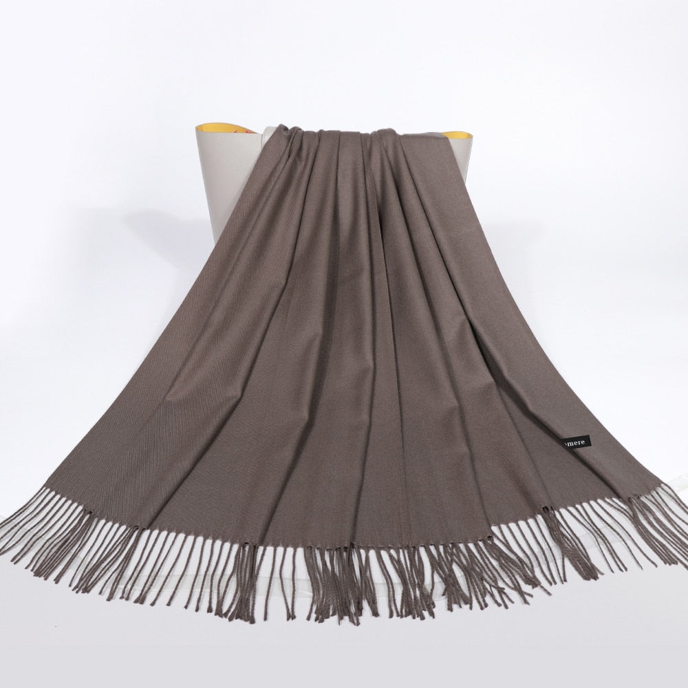 Luxury Elegant Cashmere Women's scarf, view 4