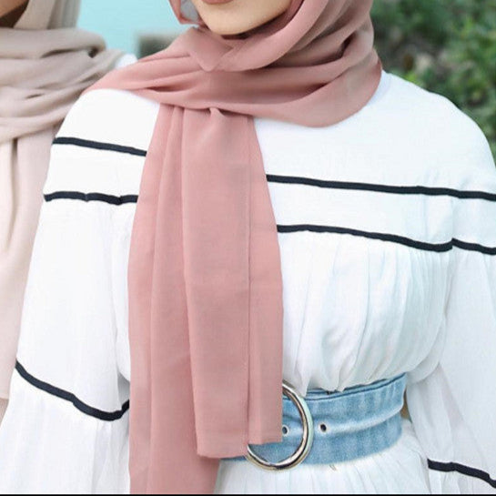 Chiffon monochromatic scarf by Try Modest