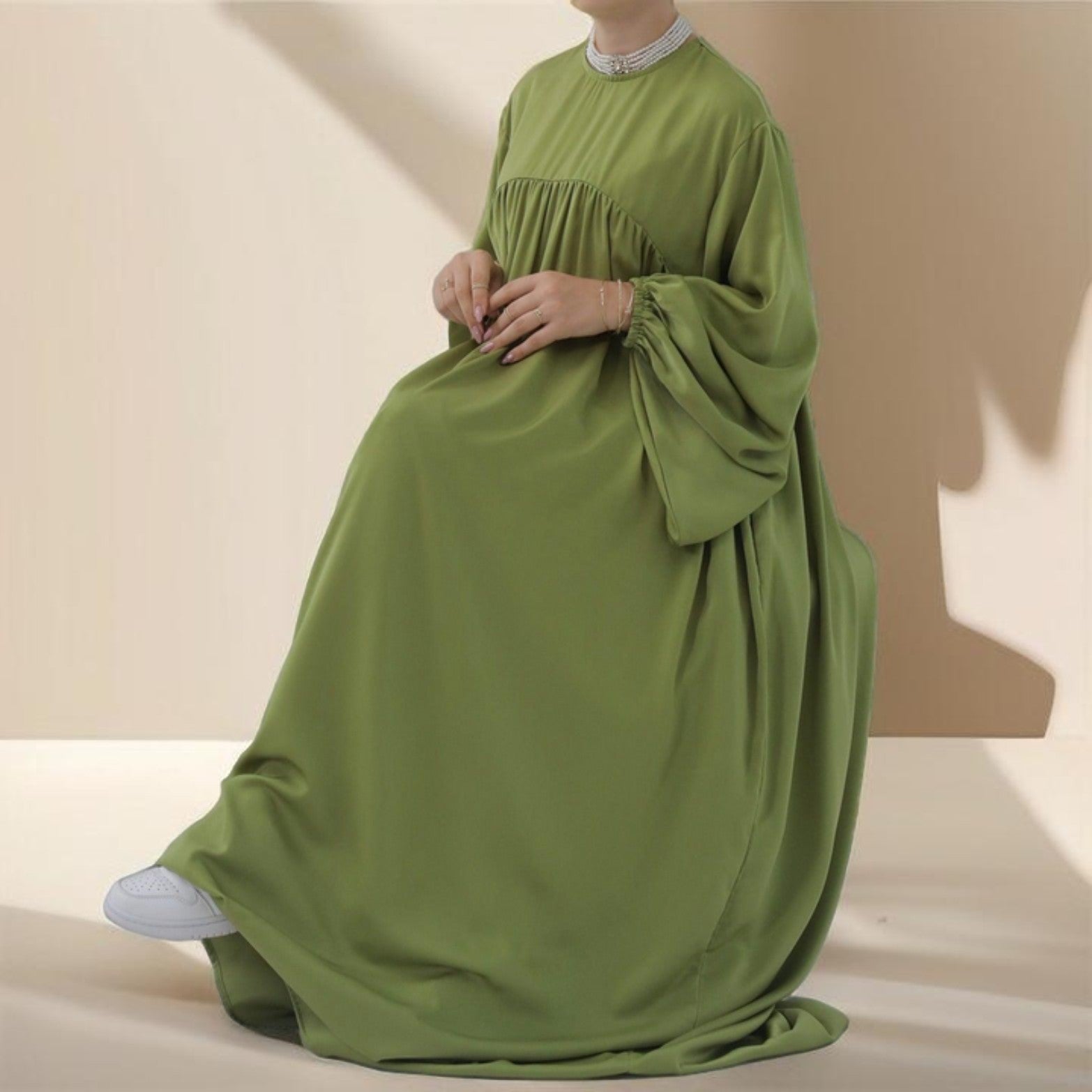 Shimmery Abaya Dress with Loose Fit, view 5