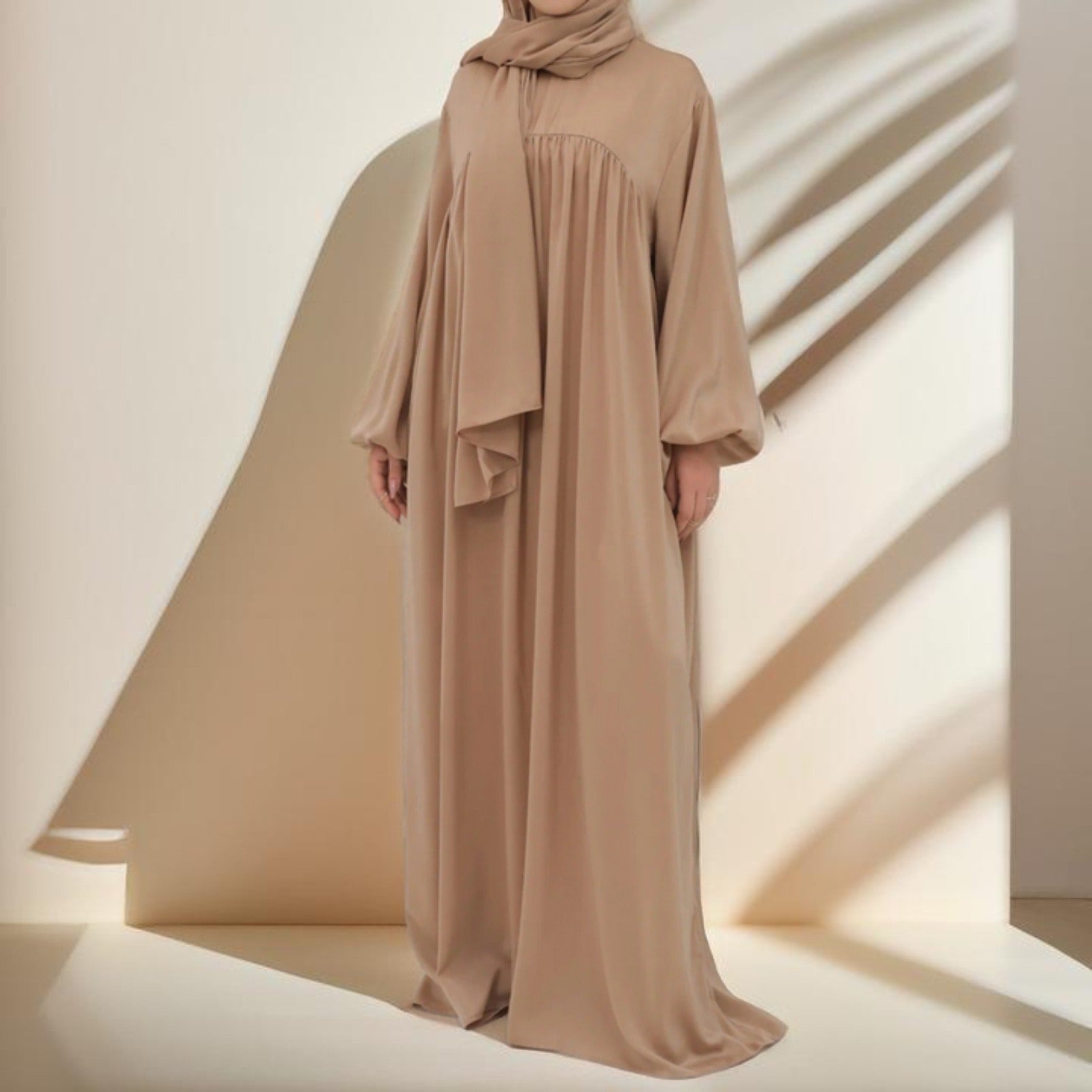 Shimmery Abaya Dress with Loose Fit, view 7