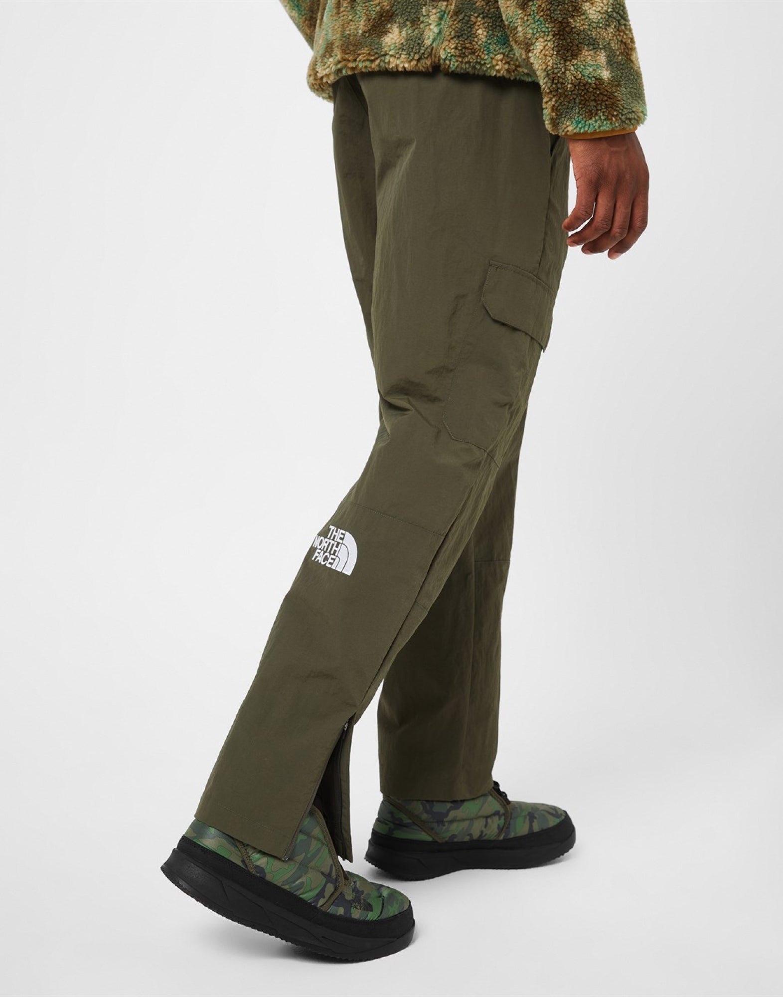 The North Face Cargo Pants — Green, view 3