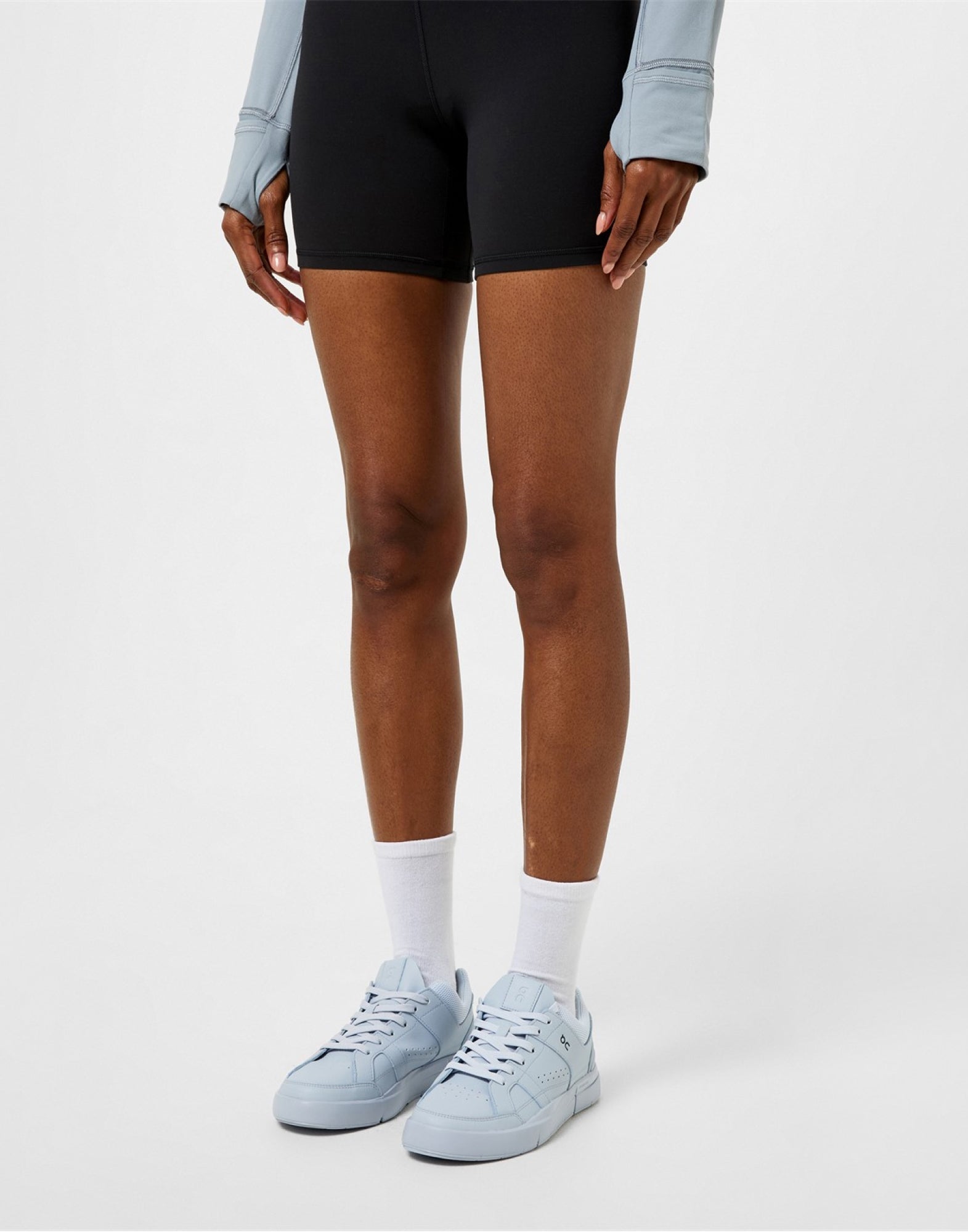 On The Roger Clubhouse Leather Sneaker — Heather Blue, view 5