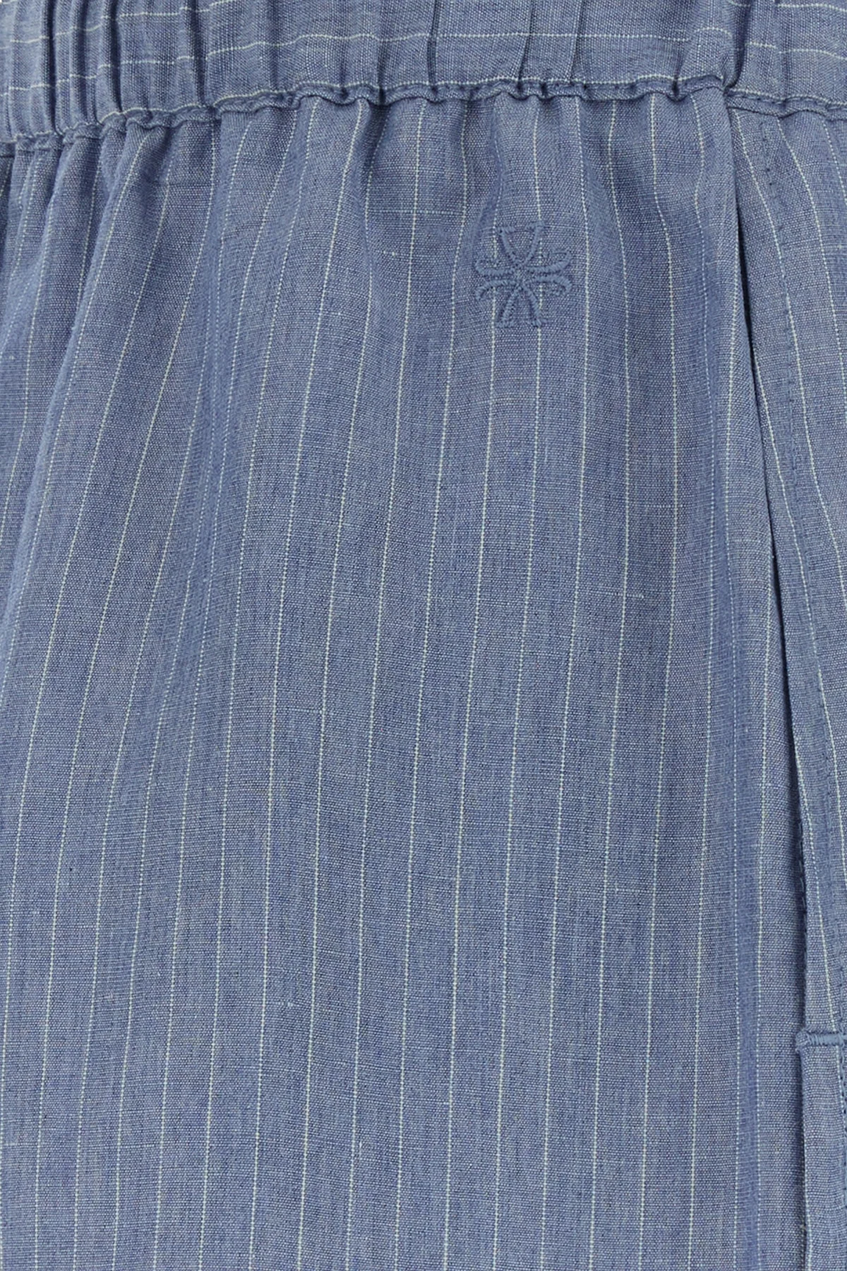 Jacob Cohen Pinstriped Linen-Viscose Shorts — Blue, view 3