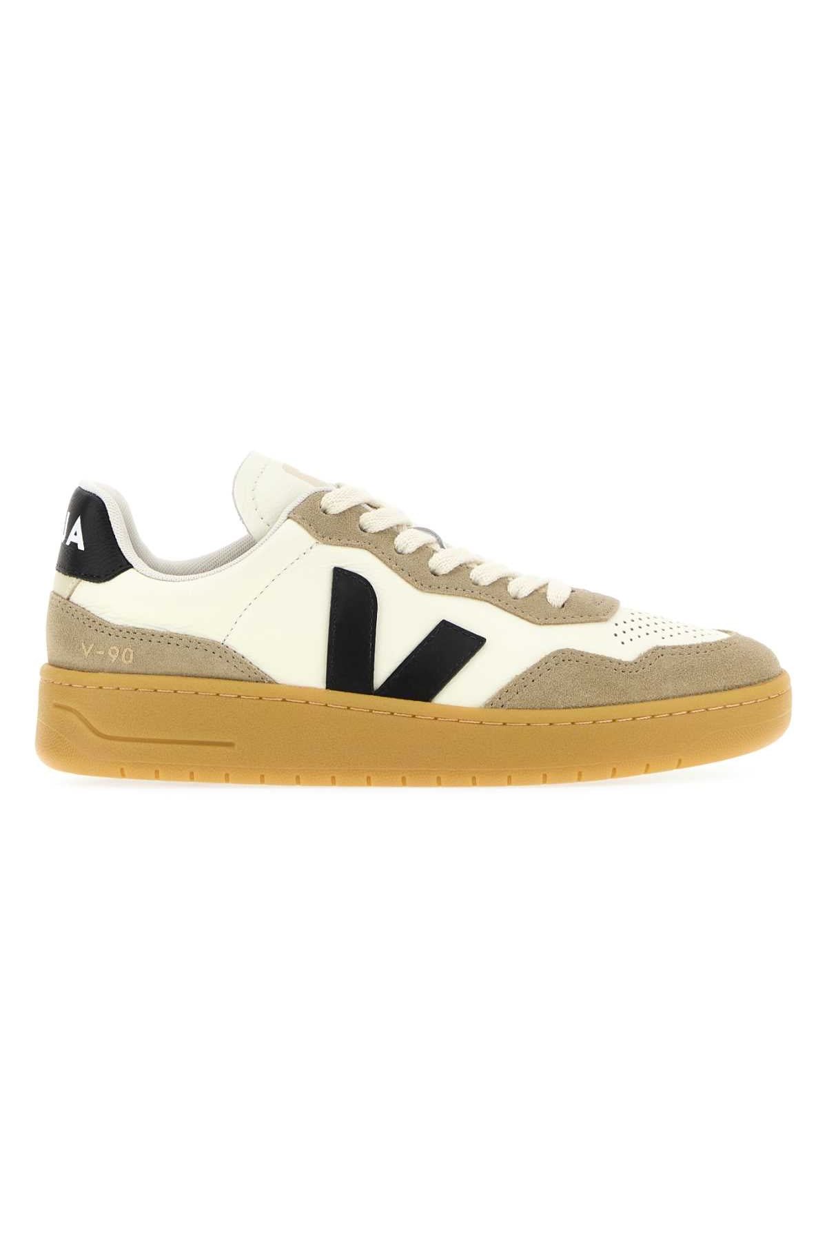 Veja Purblanat Sneaker — Black by Veja