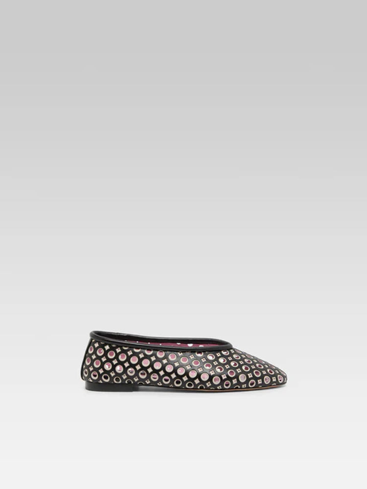 Carel Soleil Flat — Black by Carel