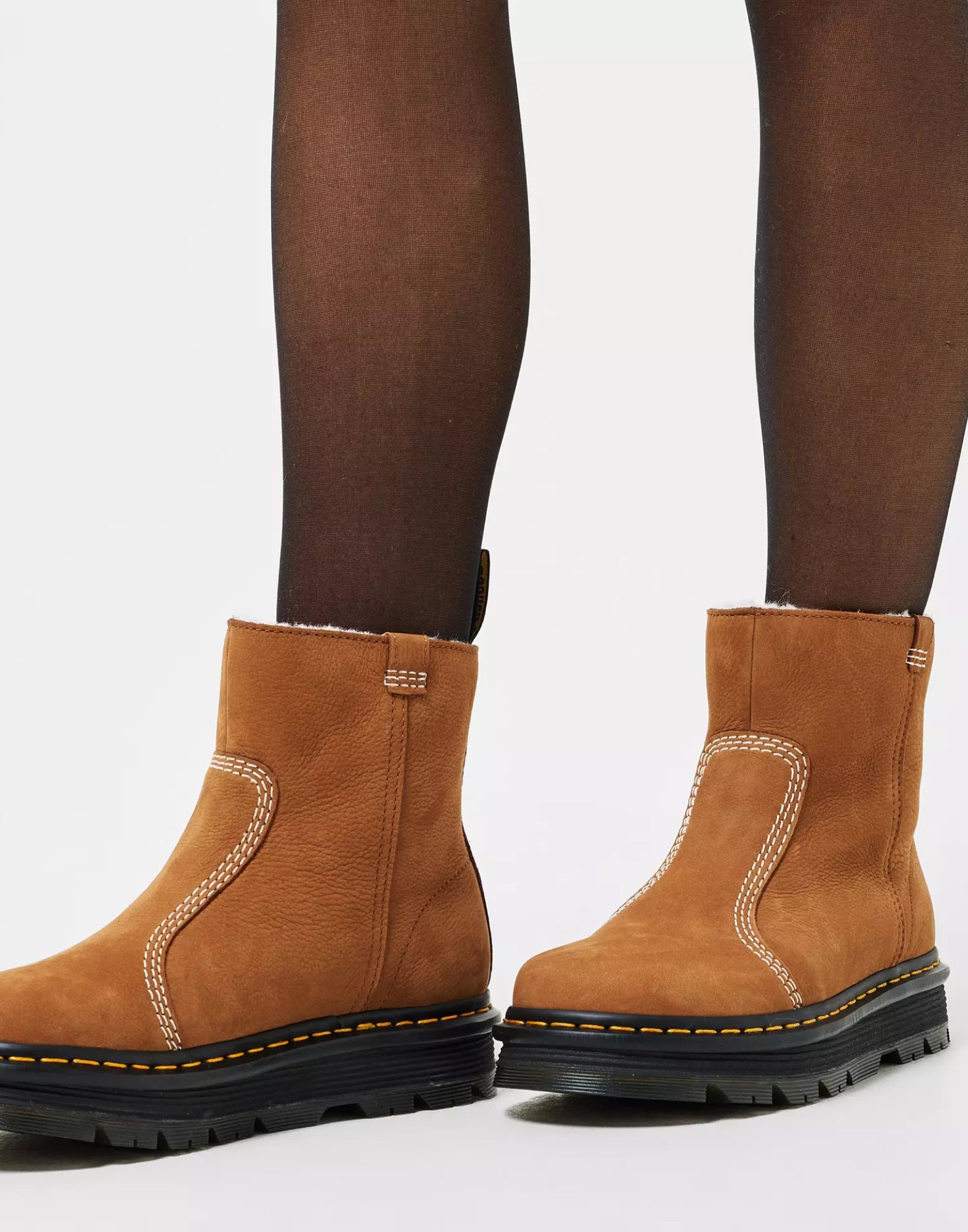Dr. Martens Boot — Brown, view 5