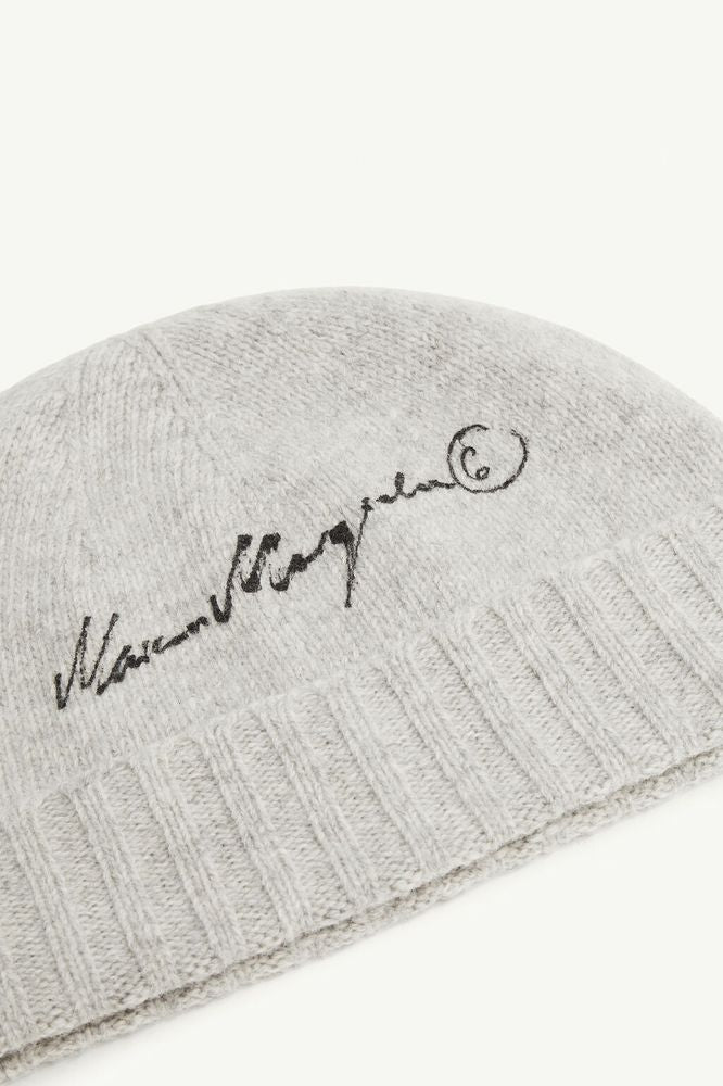 MM6 Maison Margiela S52TB0025M13288 Logo-Embroidered Knit Beanie, view 3