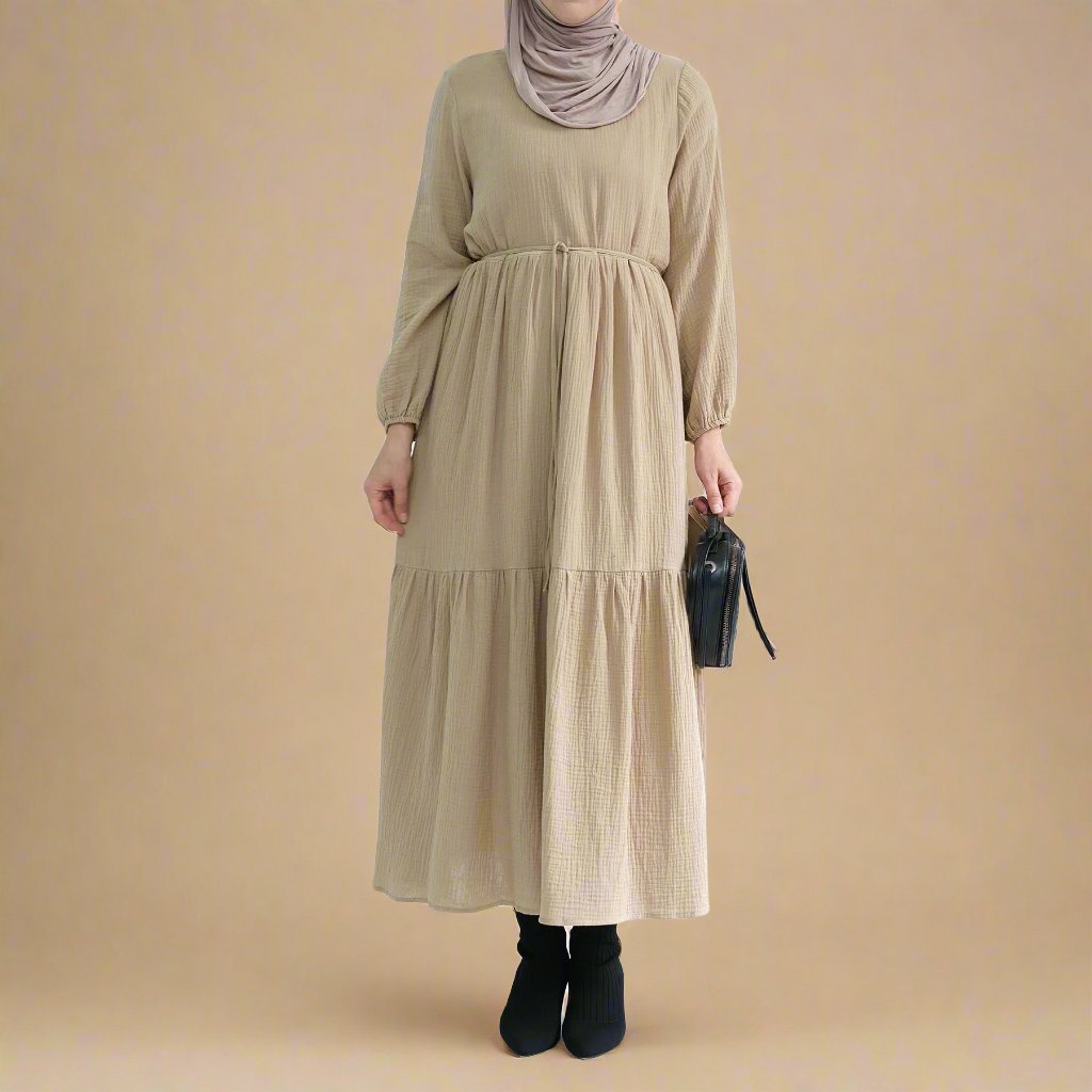 Sophie Comfortable cotton dress with  a belted waist, view 4
