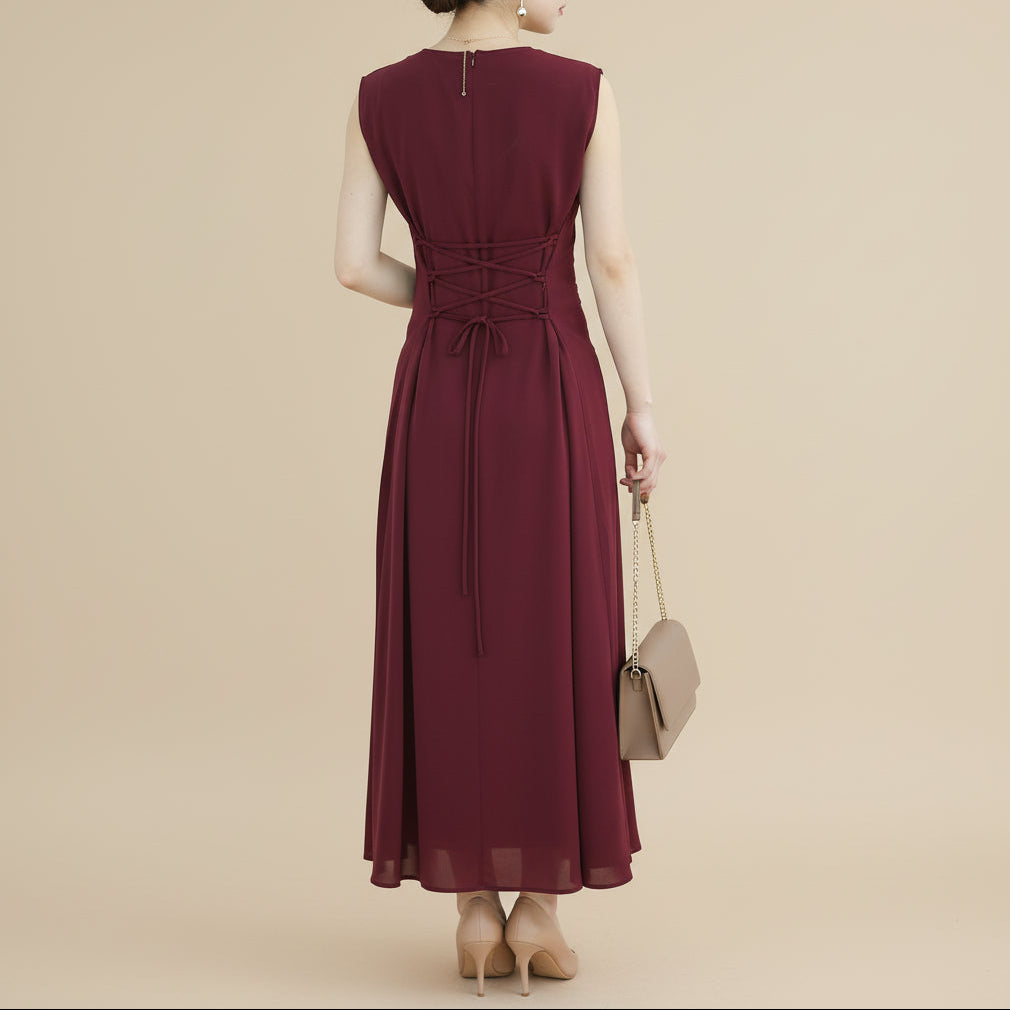 Essential Sleeveless Under-Abaya Slip Dress, view 5