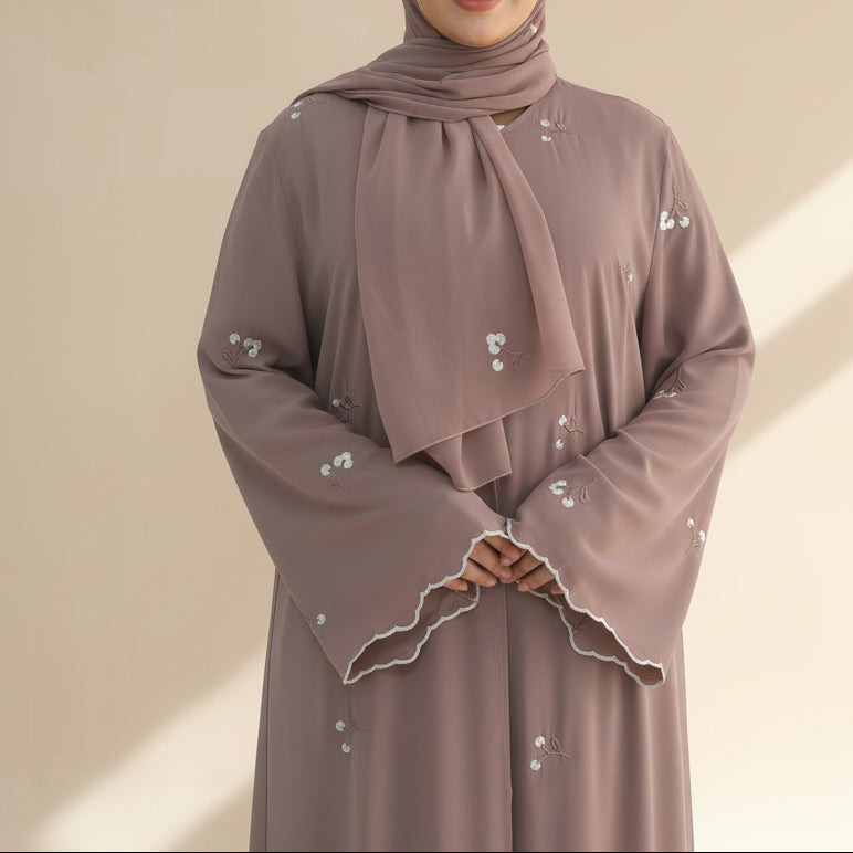 Lila Scalloped Floral Abaya Set, view 8