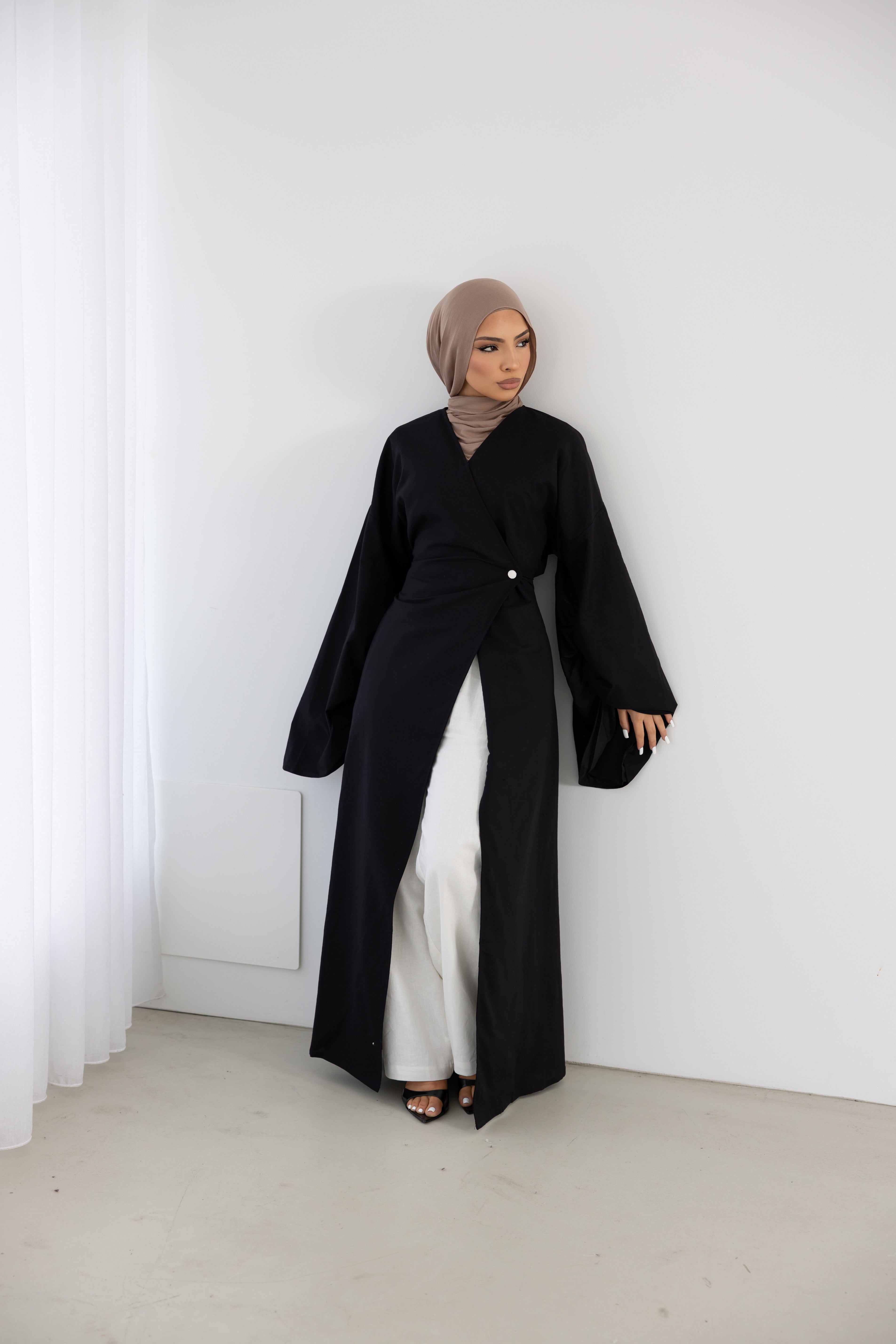 Orlena Signature Black, view 3