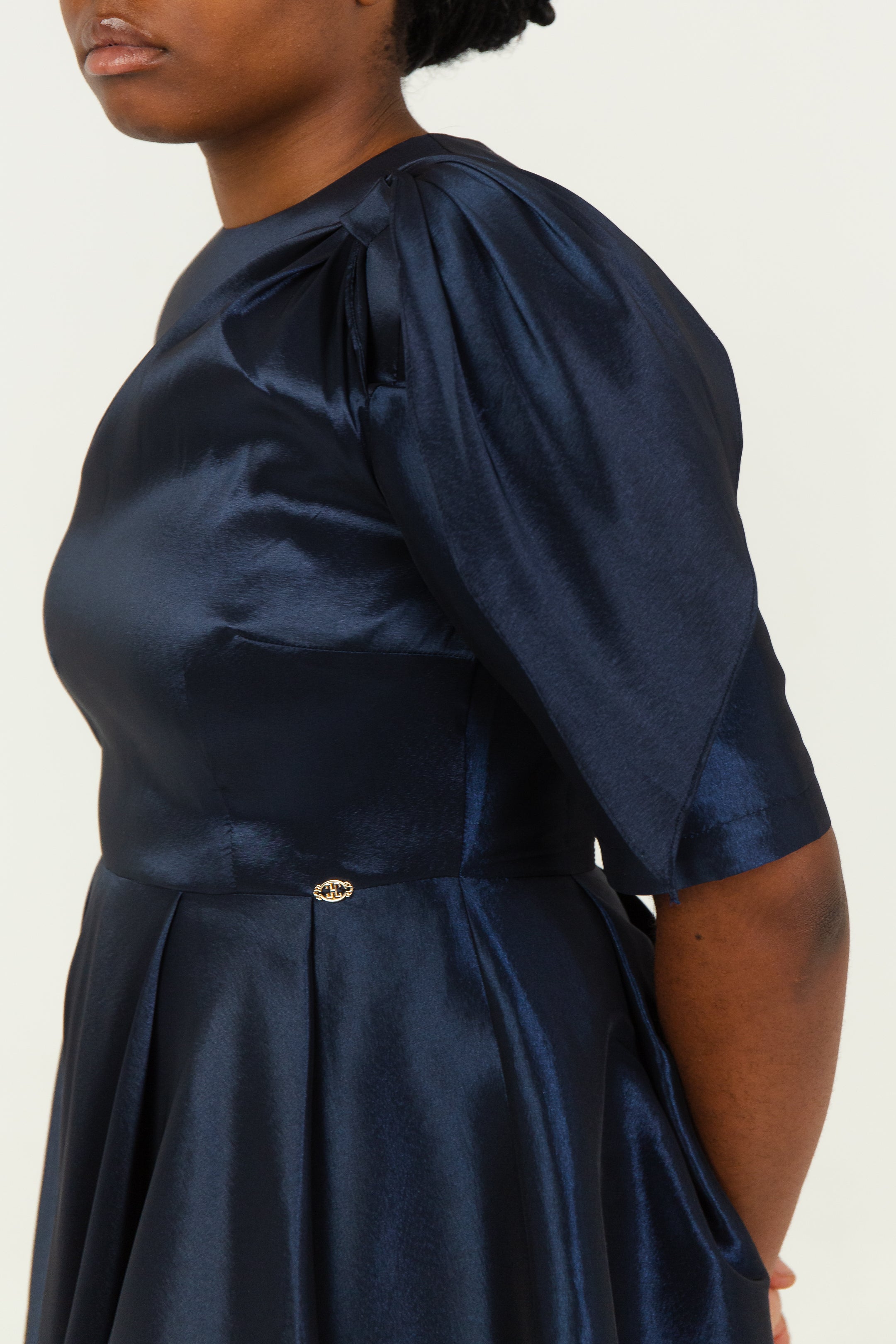 SALOME - Robe patineuse en taffeta col dégagé, view 5