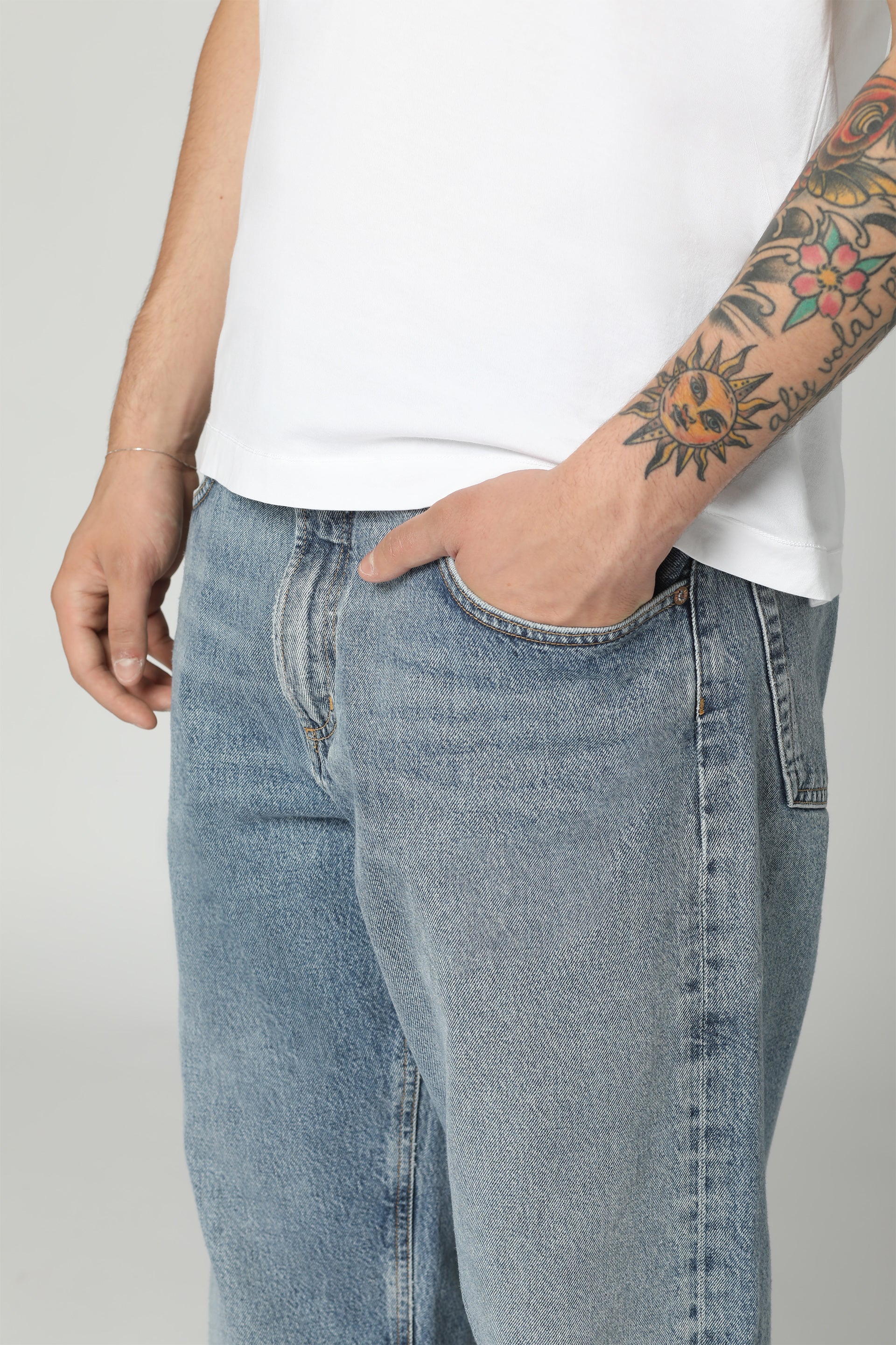 Agolde Fusion Baggy Jeans — Blue, view 5